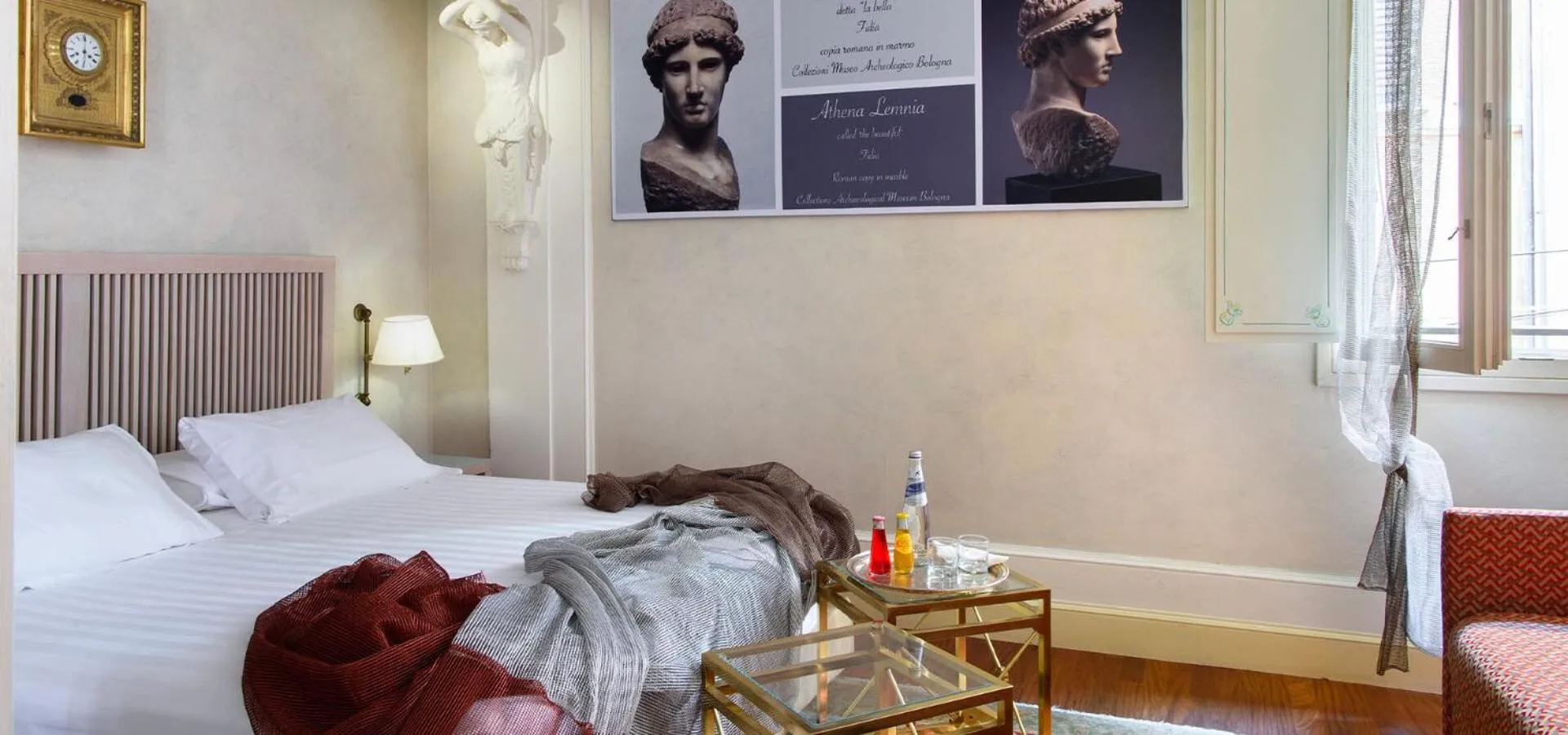 Bed in Art Hotel Orologio