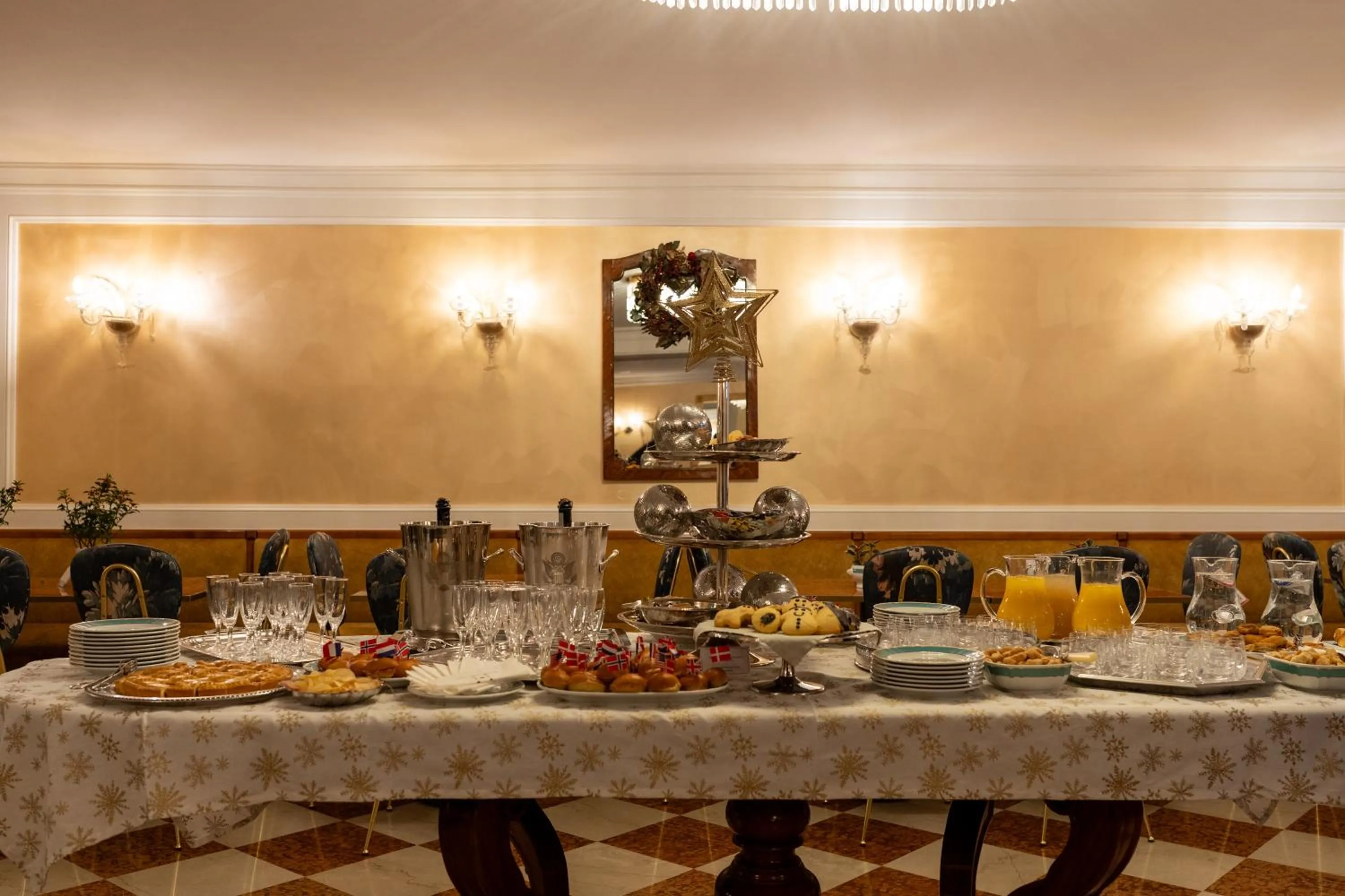 Breakfast in Art Hotel Orologio