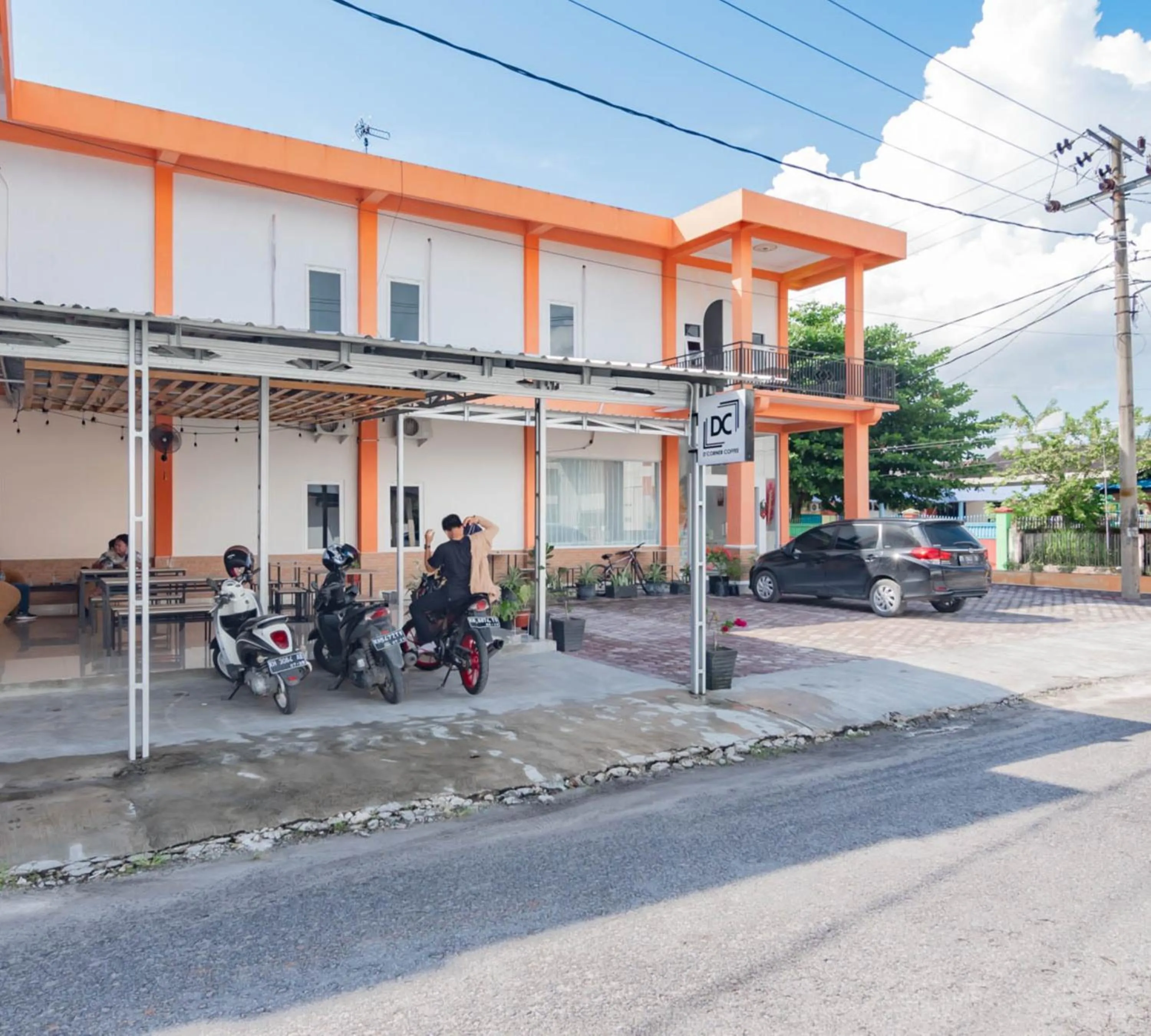 Property building in Urbanview Hotel Bundaran Besar Palangkaraya by RedDoorz