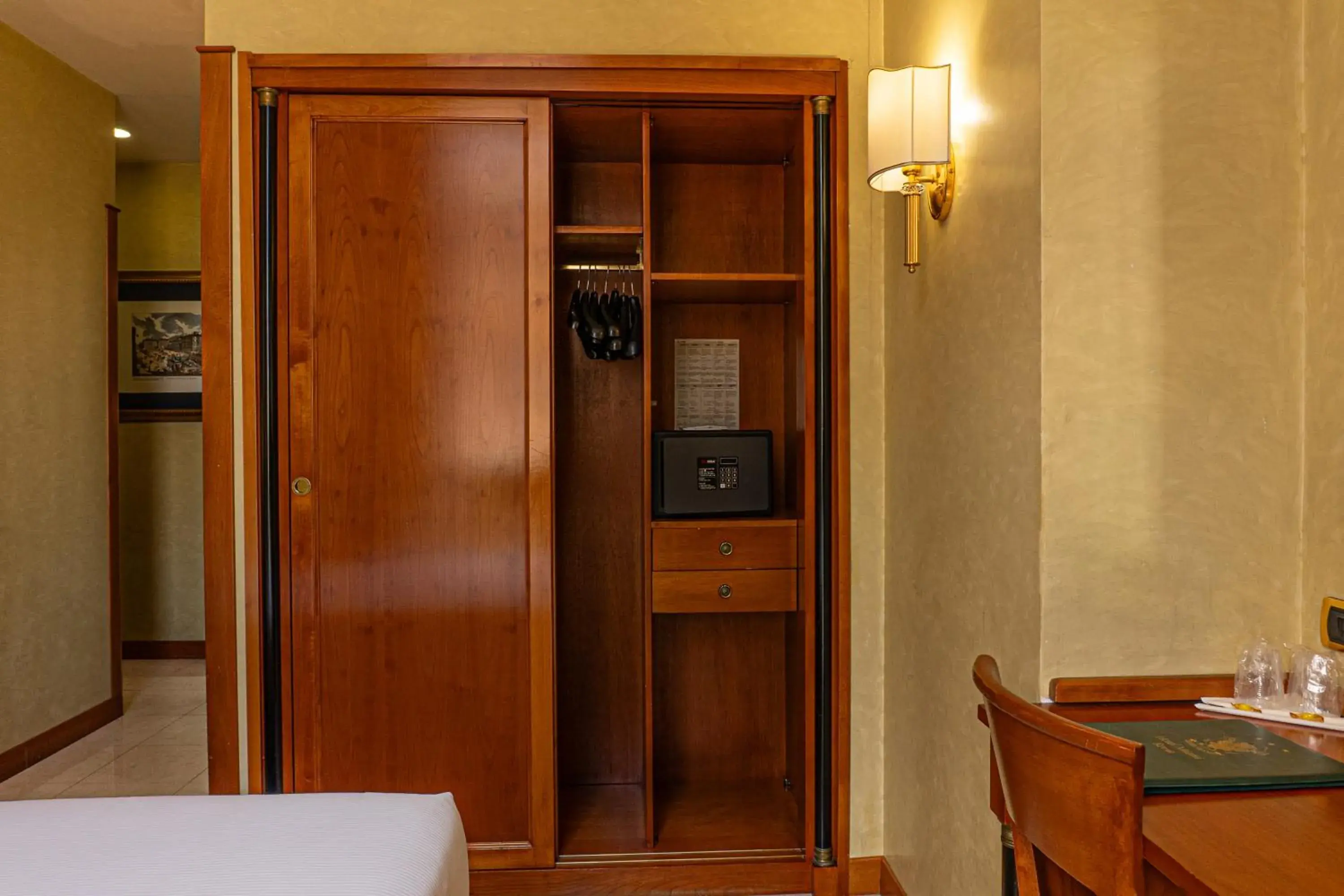 Bed in Hotel Miami Bed in Hotel Miami