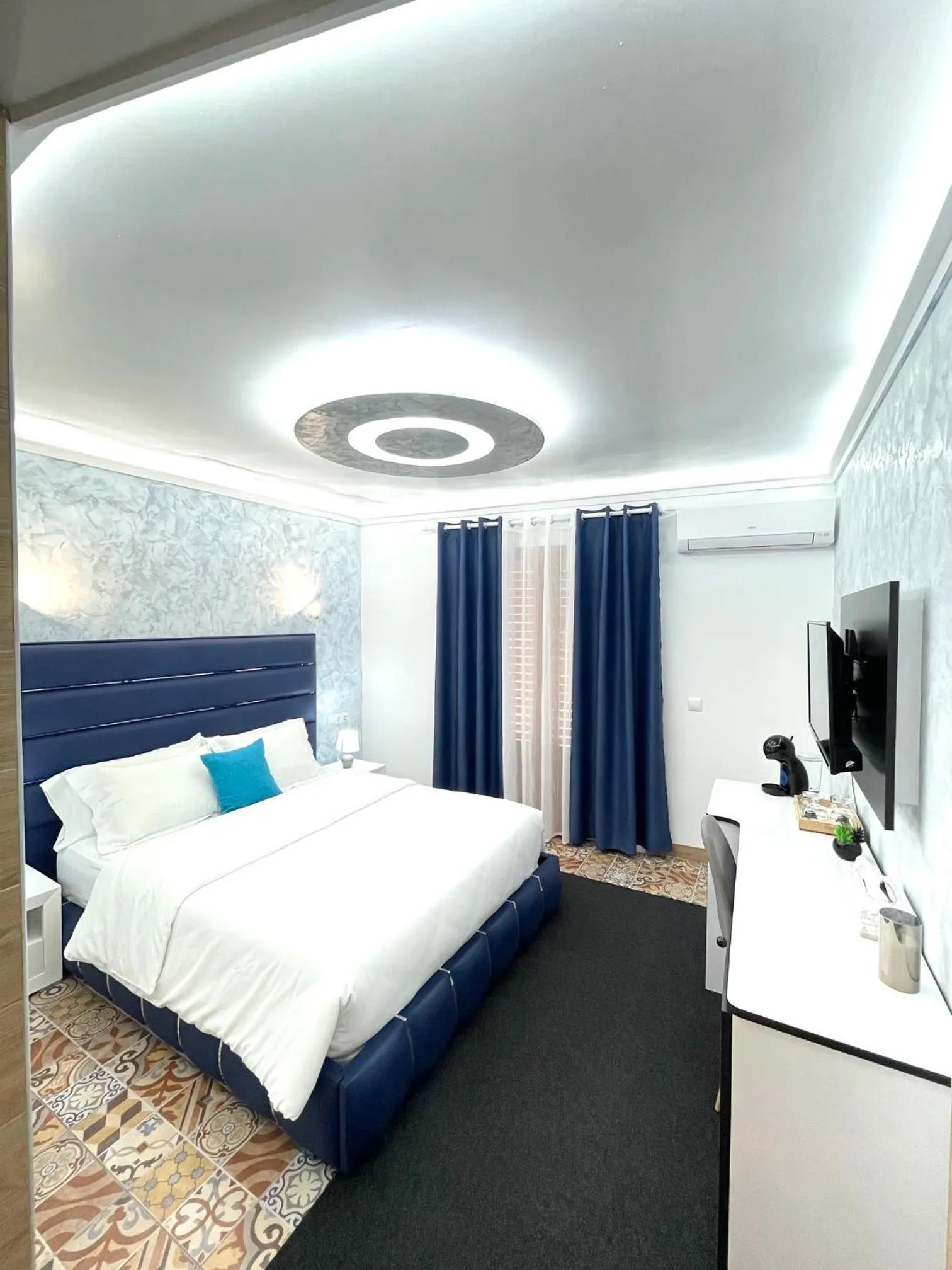 Bed in Galeon Boutique Hotel