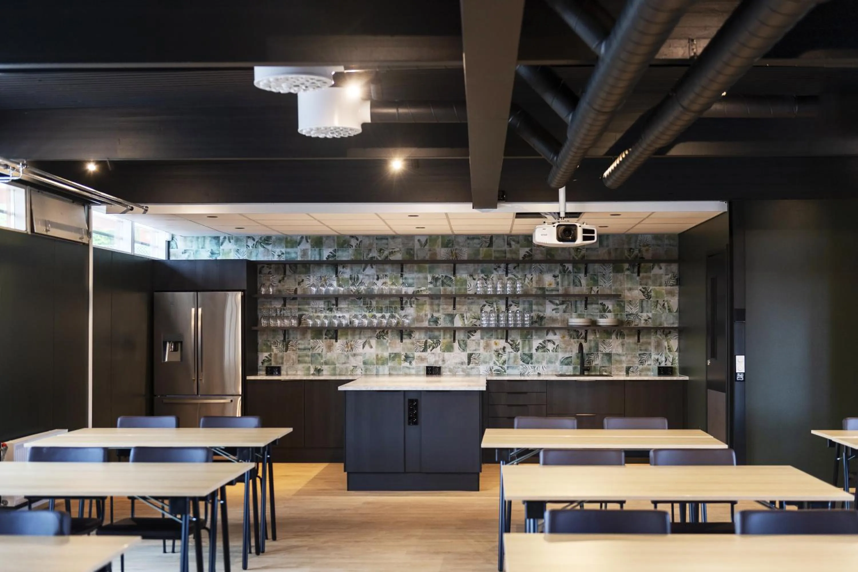 Meeting/conference room in Break Sokos Hotel Tykkimäki Resort