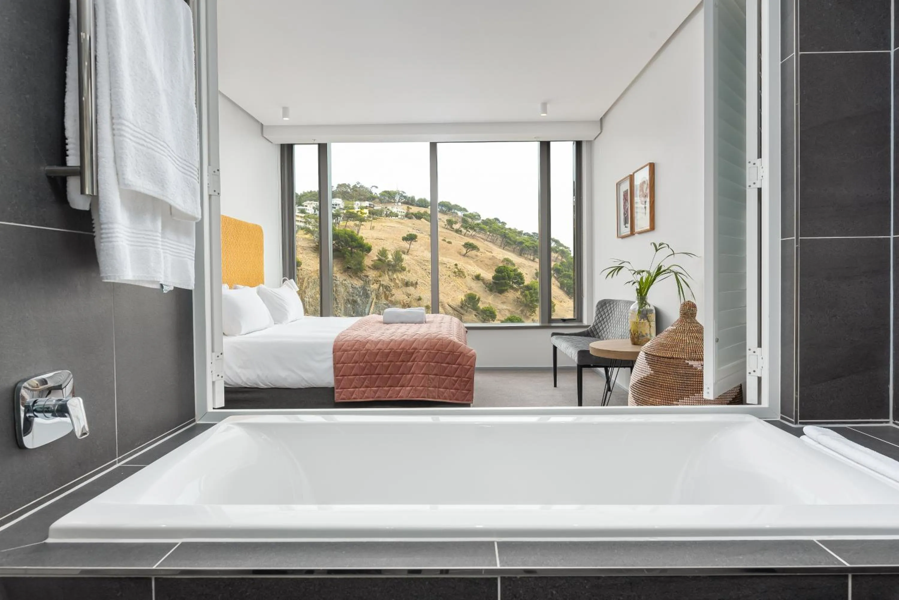 117 on Strand Luxury Apartments