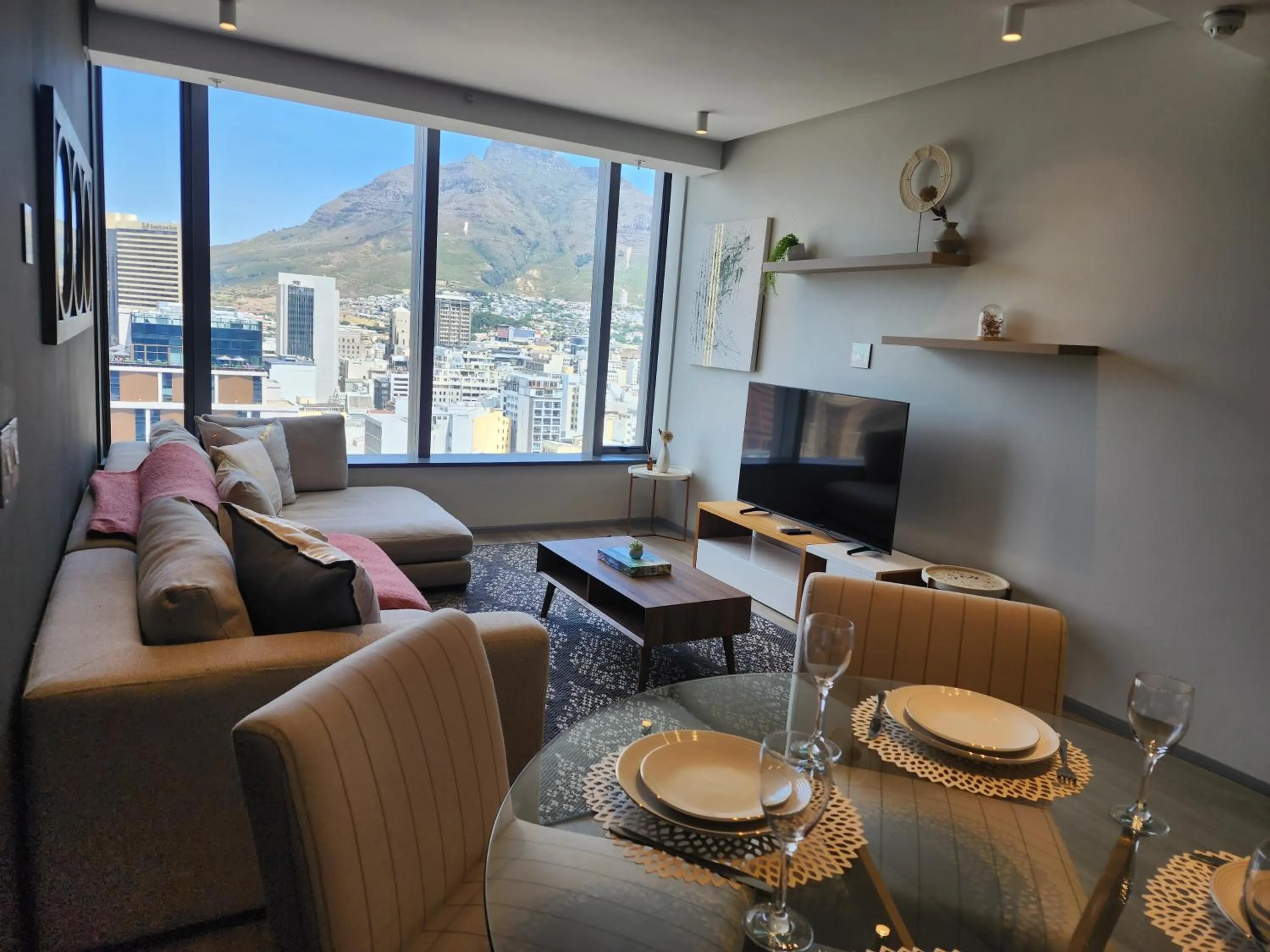 117 on Strand Luxury Apartments