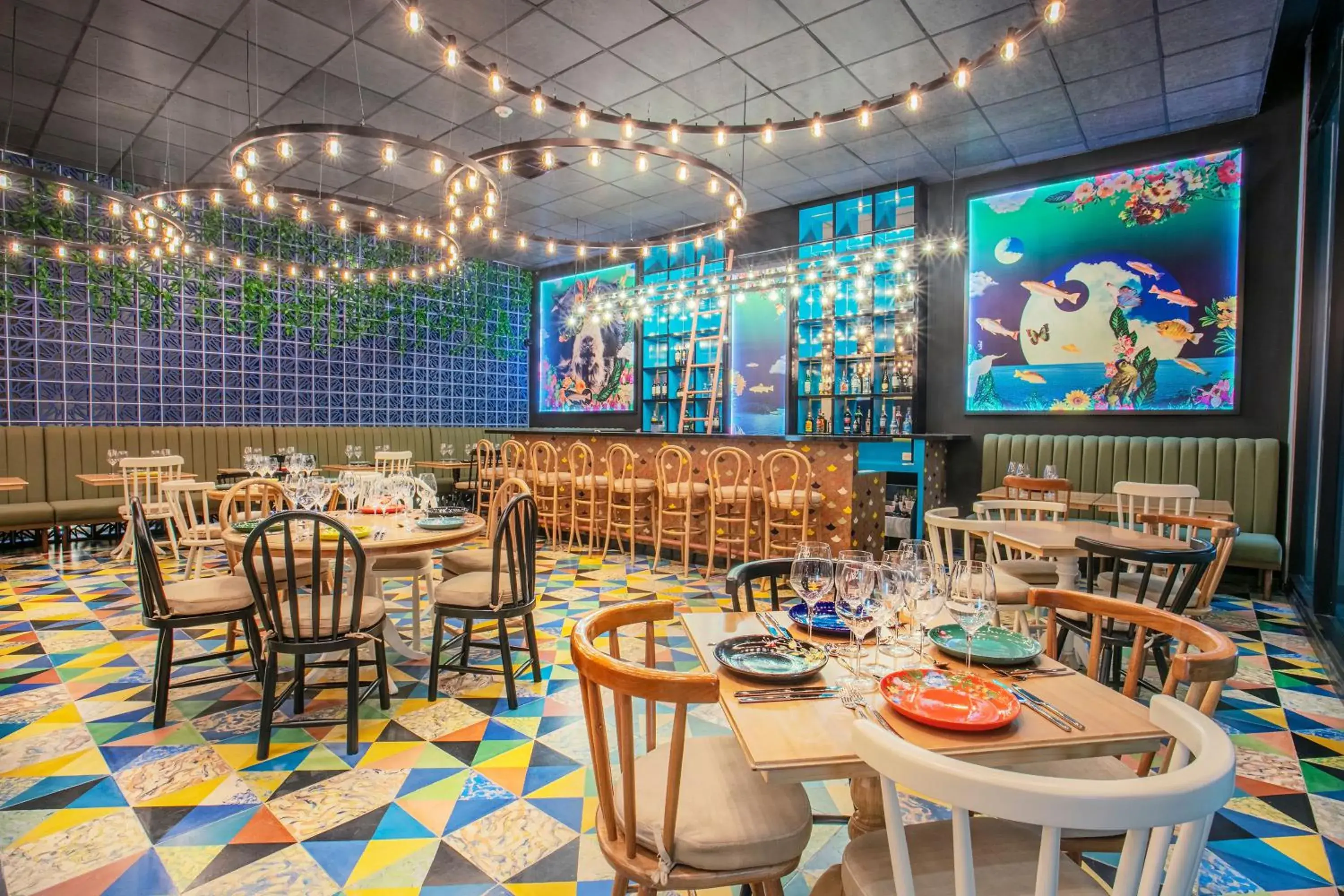 Restaurant/places to eat in Hotel V1501 Restaurant/places to eat in Hotel V1501