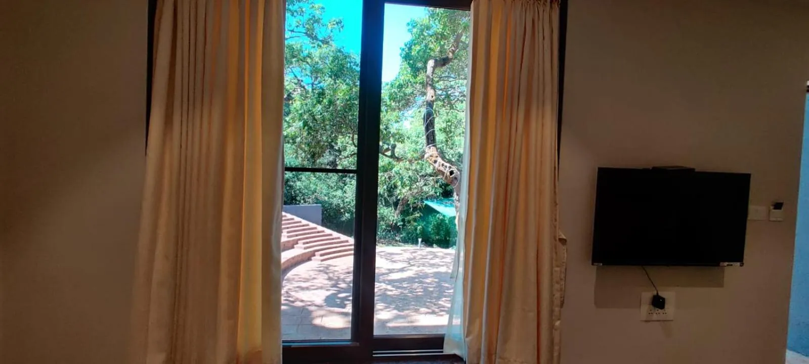 R R Heritage Resort Pure Vegetarian