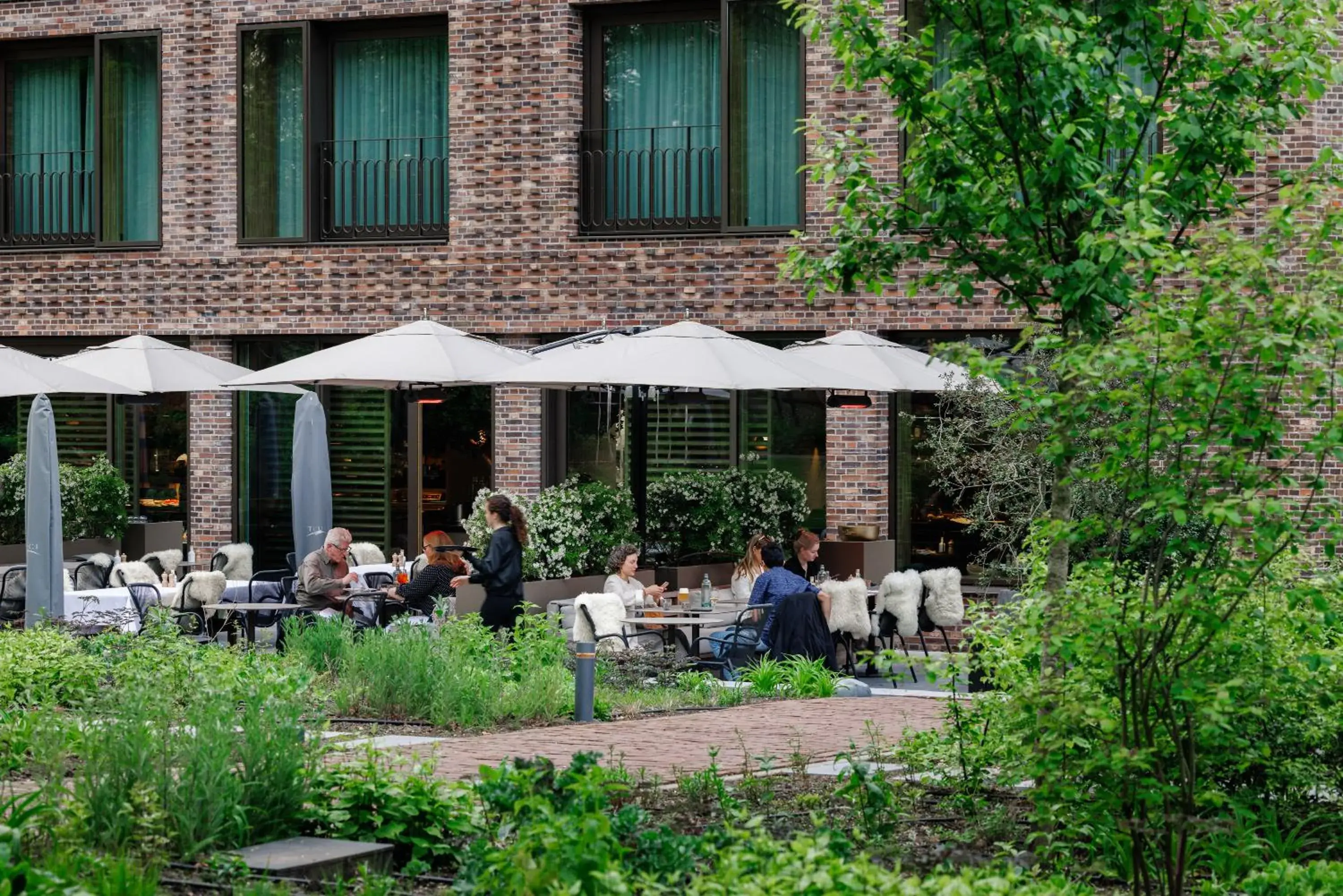 Property building in Pillows Grand Boutique Hotel Maurits at the Park - Small Luxury Hotels Property building in Pillows Grand Boutique Hotel Maurits at the Park - Small Luxury Hotels