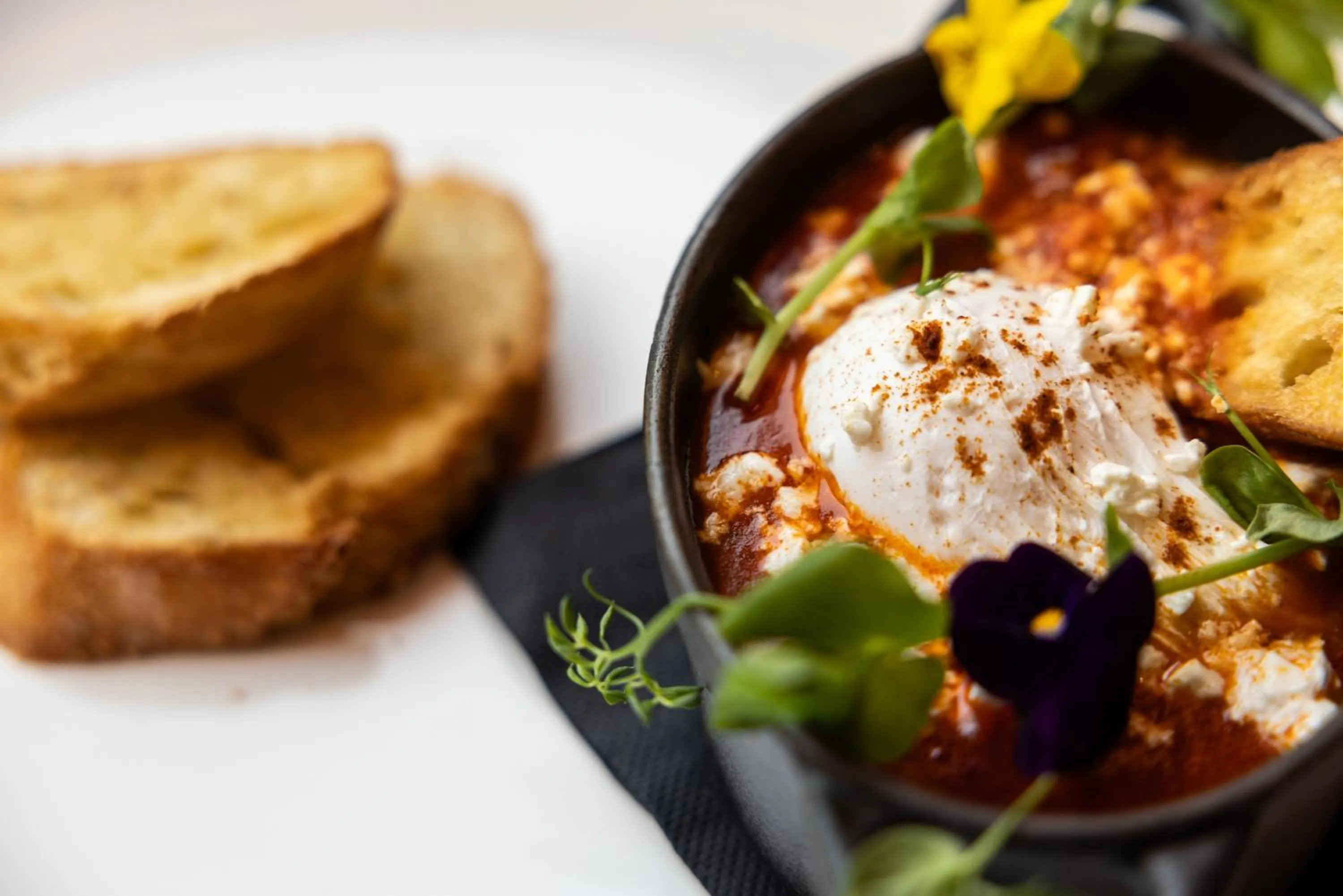 Restaurant/places to eat in Pillows Grand Boutique Hotel Maurits at the Park - Small Luxury Hotels