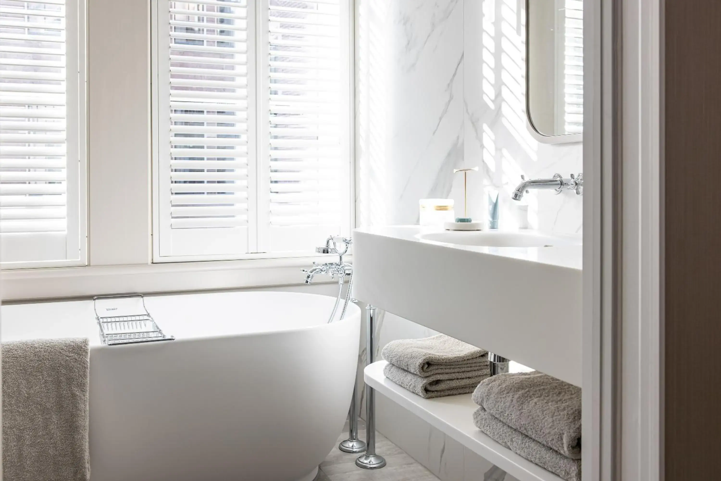 Bathroom in Pillows Grand Boutique Hotel Maurits at the Park - Small Luxury Hotels Bathroom in Pillows Grand Boutique Hotel Maurits at the Park - Small Luxury Hotels