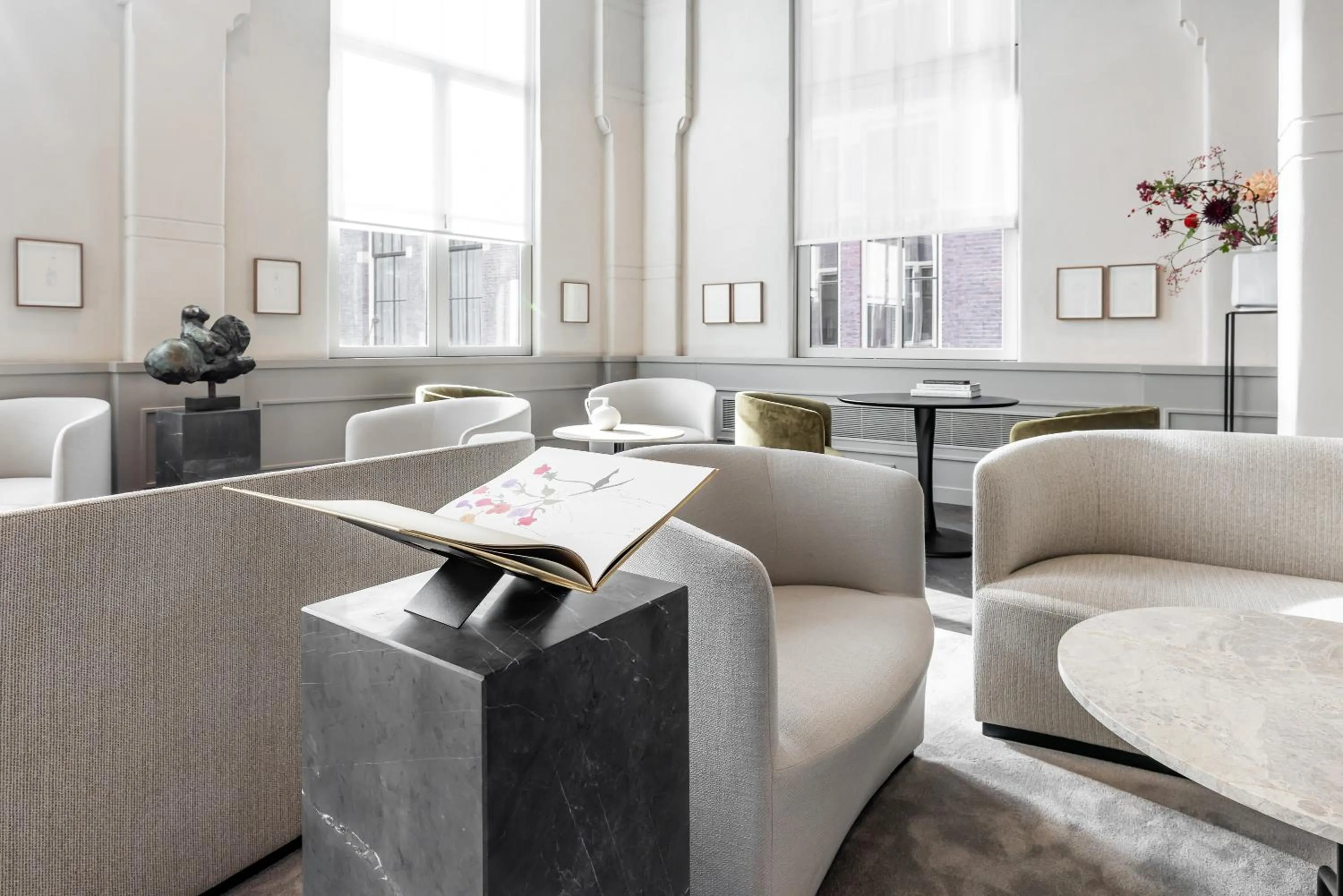 Lounge or bar in Pillows Grand Boutique Hotel Maurits at the Park - Small Luxury Hotels