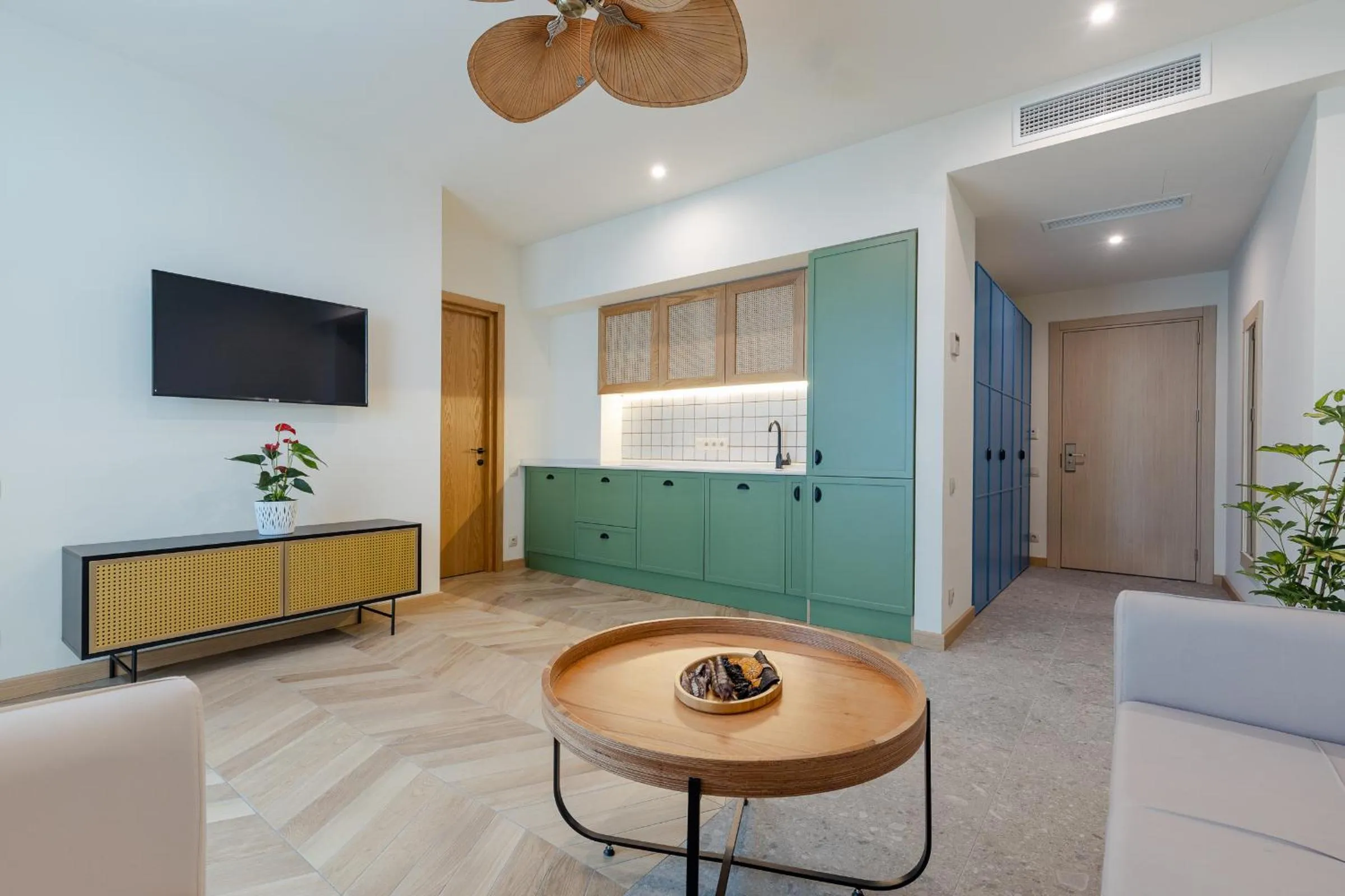 Living room in MiraMar Luxury Residences