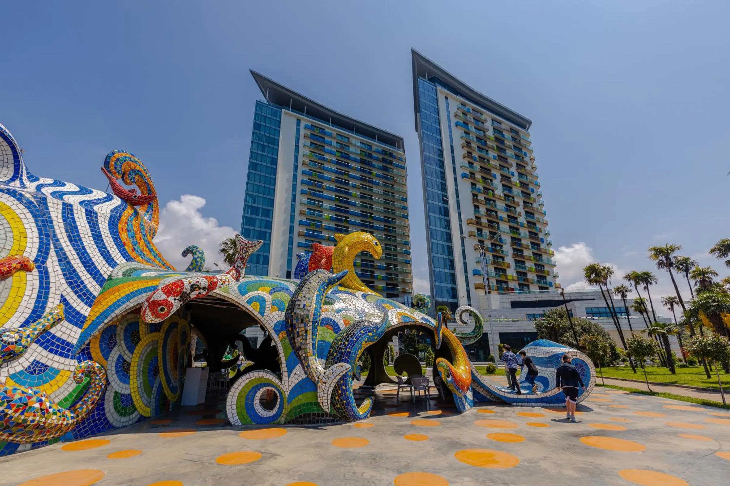 Nearby landmark in MiraMar Luxury Residences