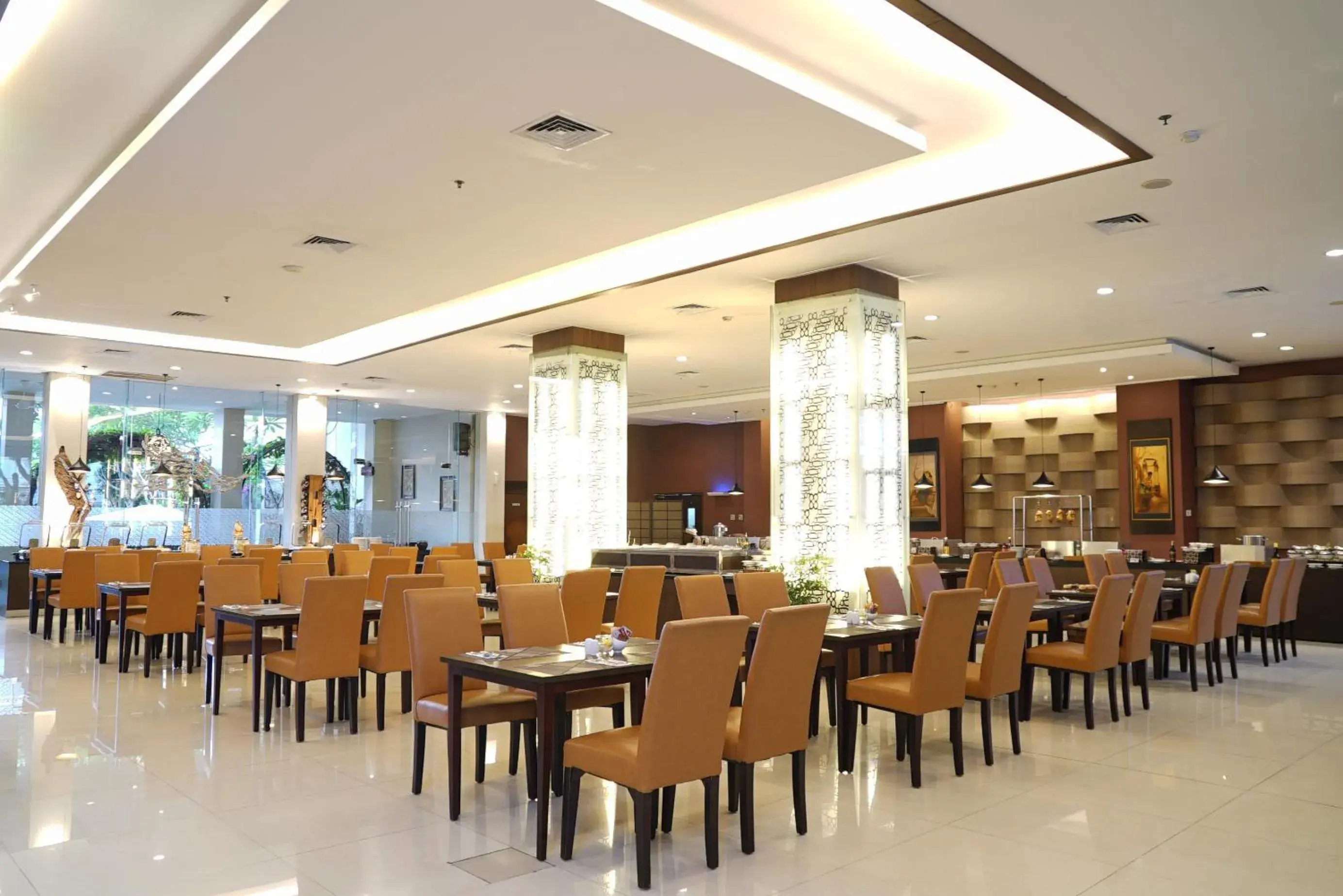 Restaurant/places to eat in Riss Hotel Malioboro Restaurant/places to eat in Riss Hotel Malioboro