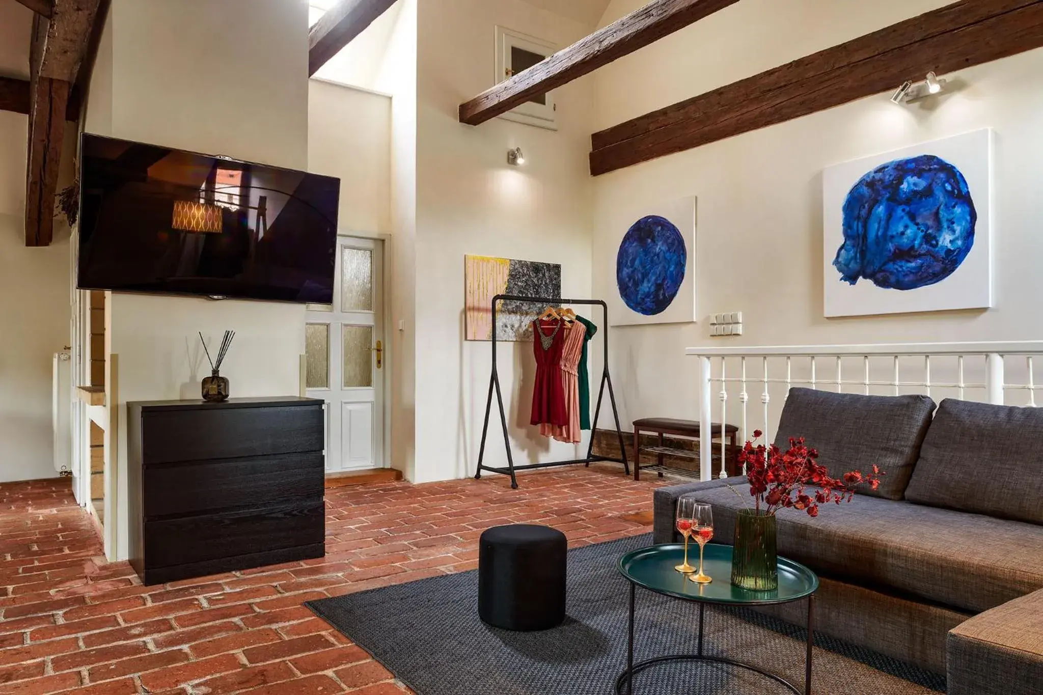 Loft Apartment with Garden View in Orangerie Garden by KH Loft Apartment with Garden View in Orangerie Garden by KH