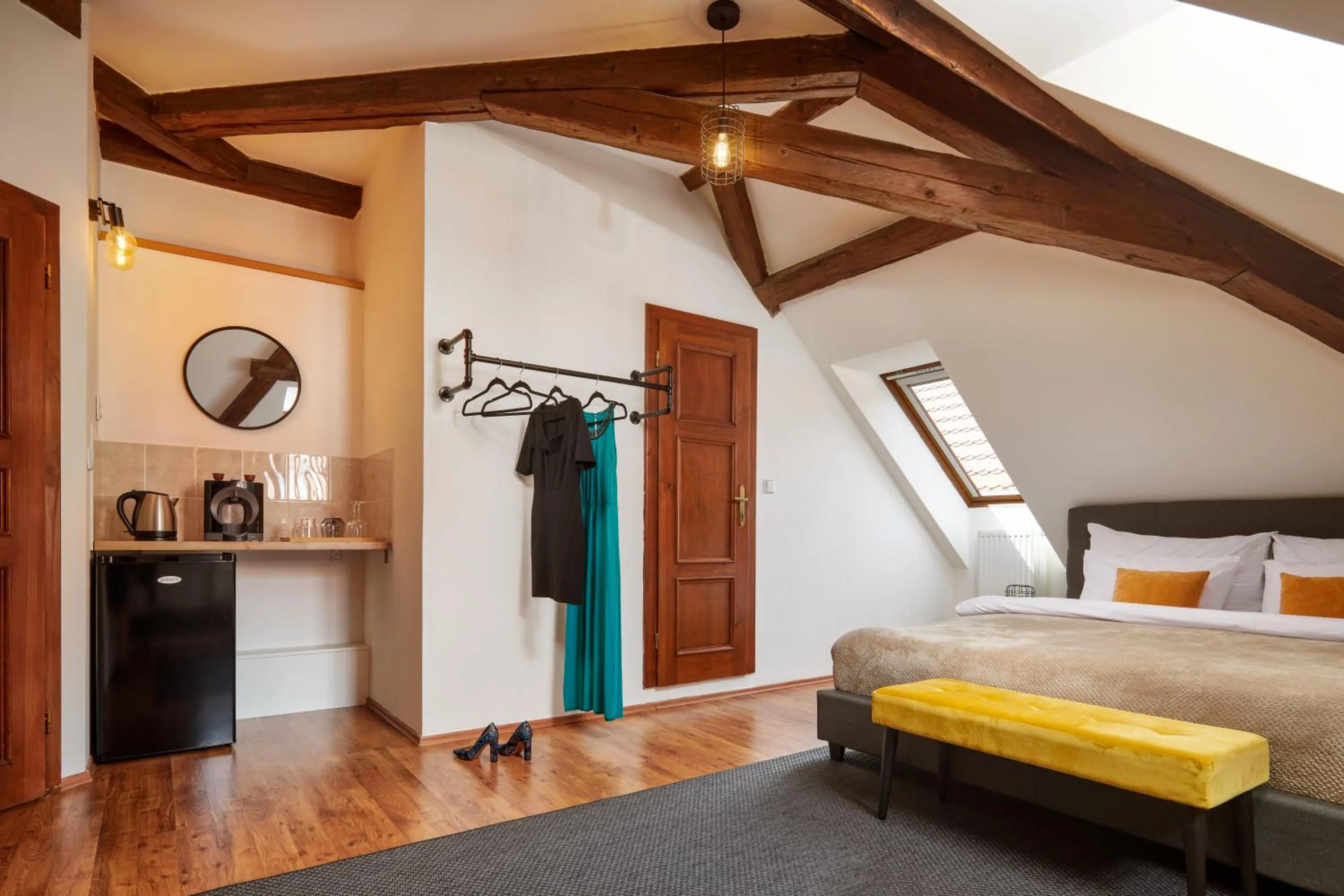 Bed in Orangerie Garden by KH