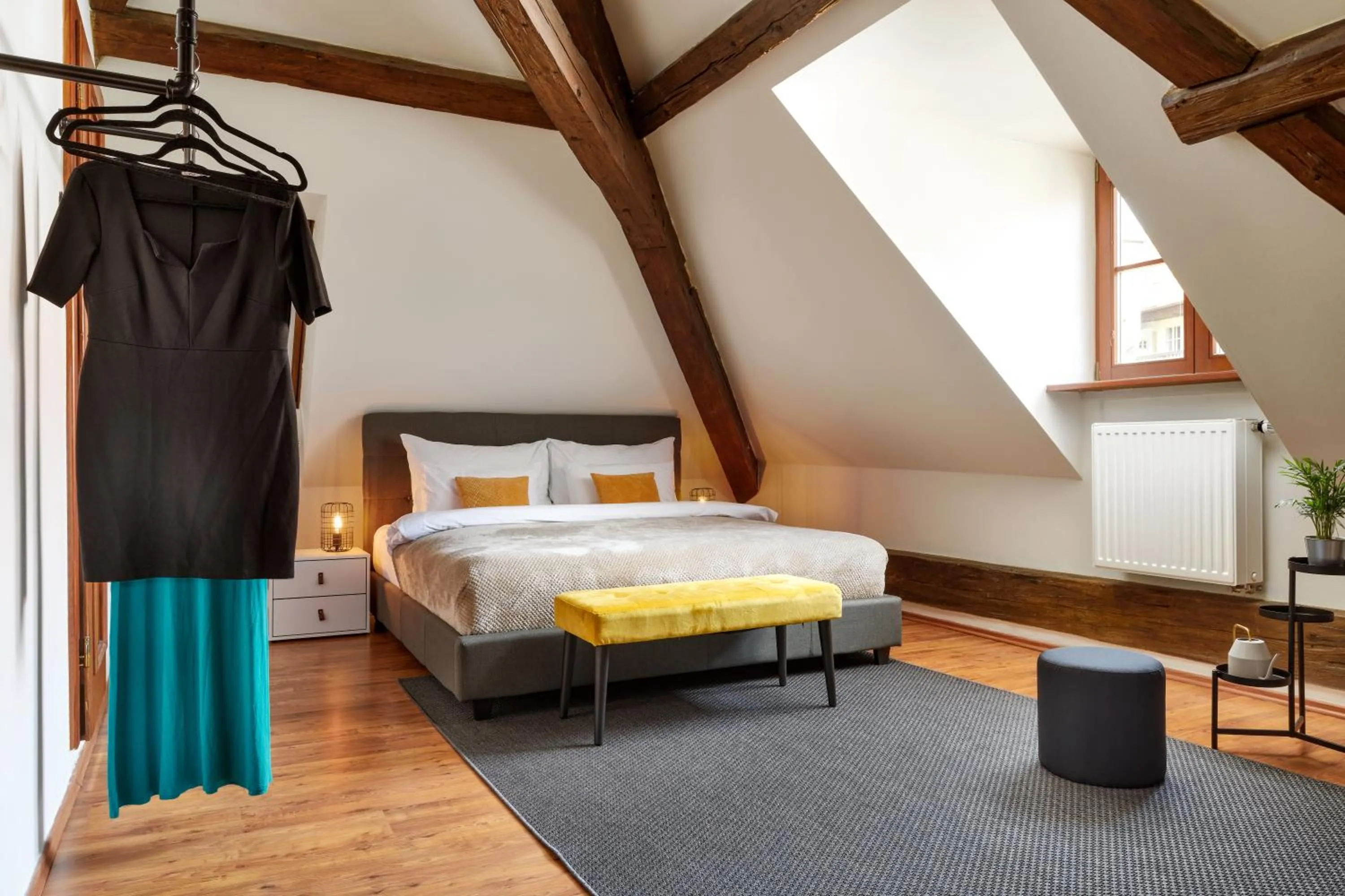 Bed in Orangerie Garden by KH