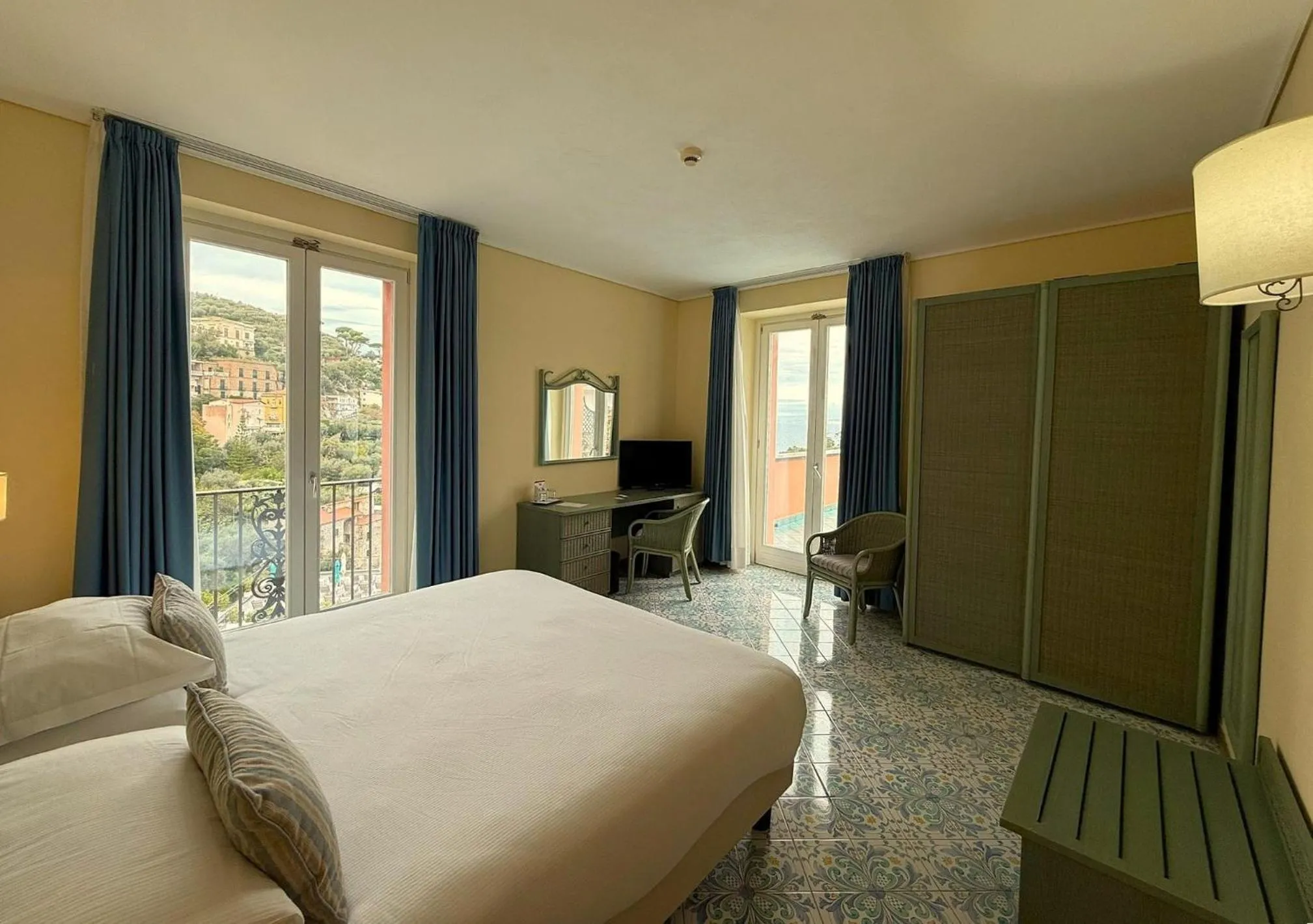 Bedroom, Bed in Hotel Villa Maria