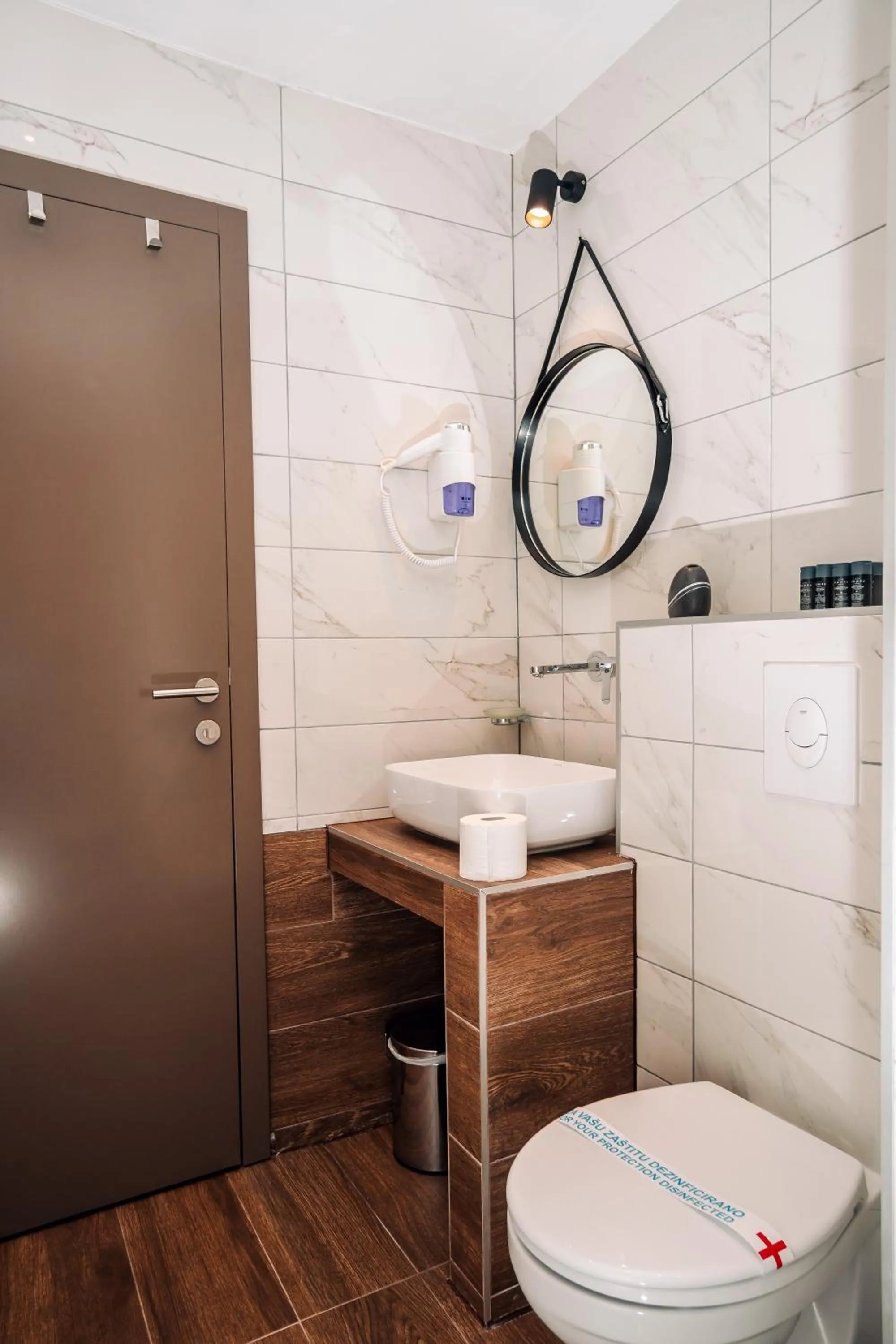 Bathroom in Hotel Forest