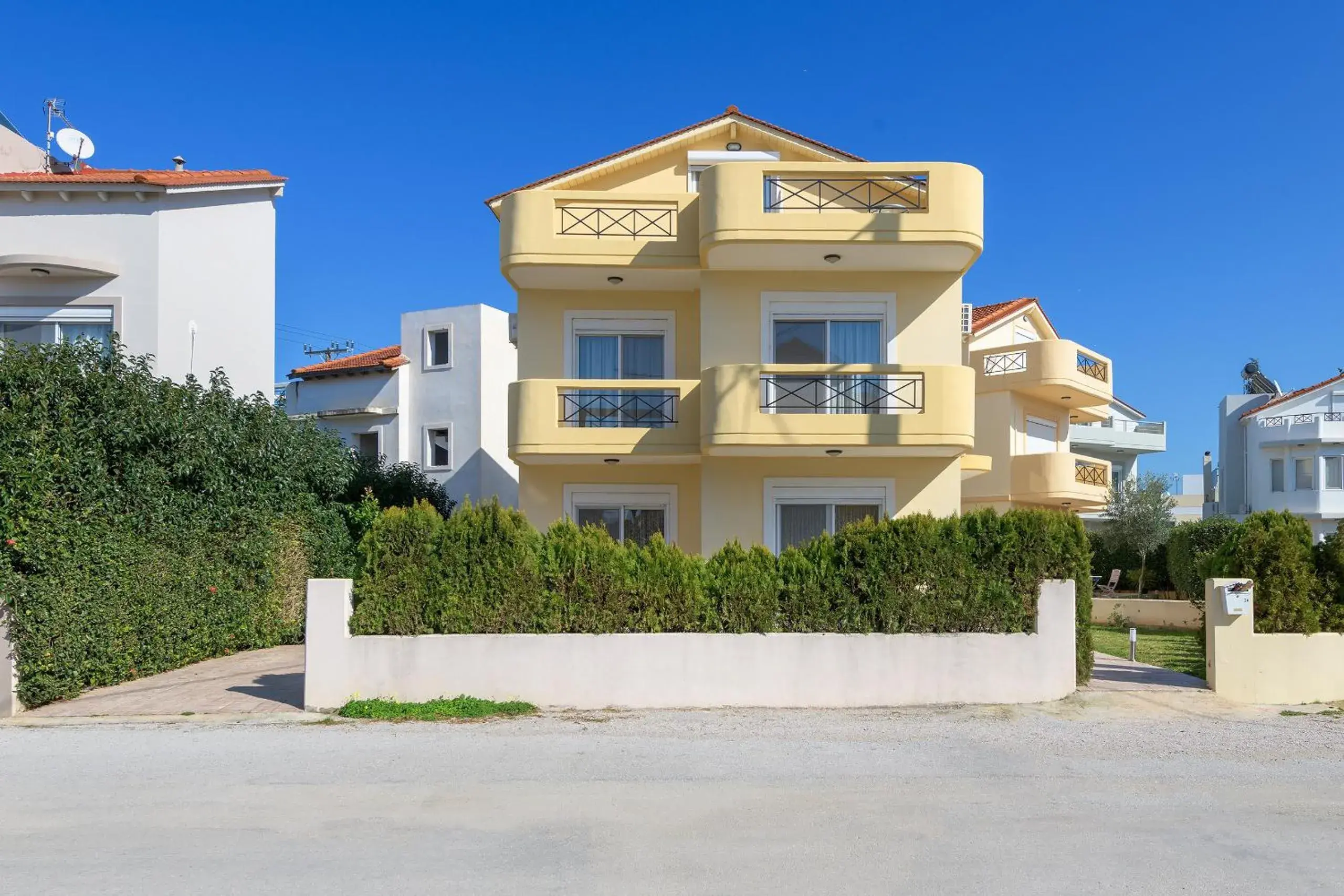 La Maisonette - 4 bedroom villa near the beach La Maisonette - 4 bedroom villa near the beach