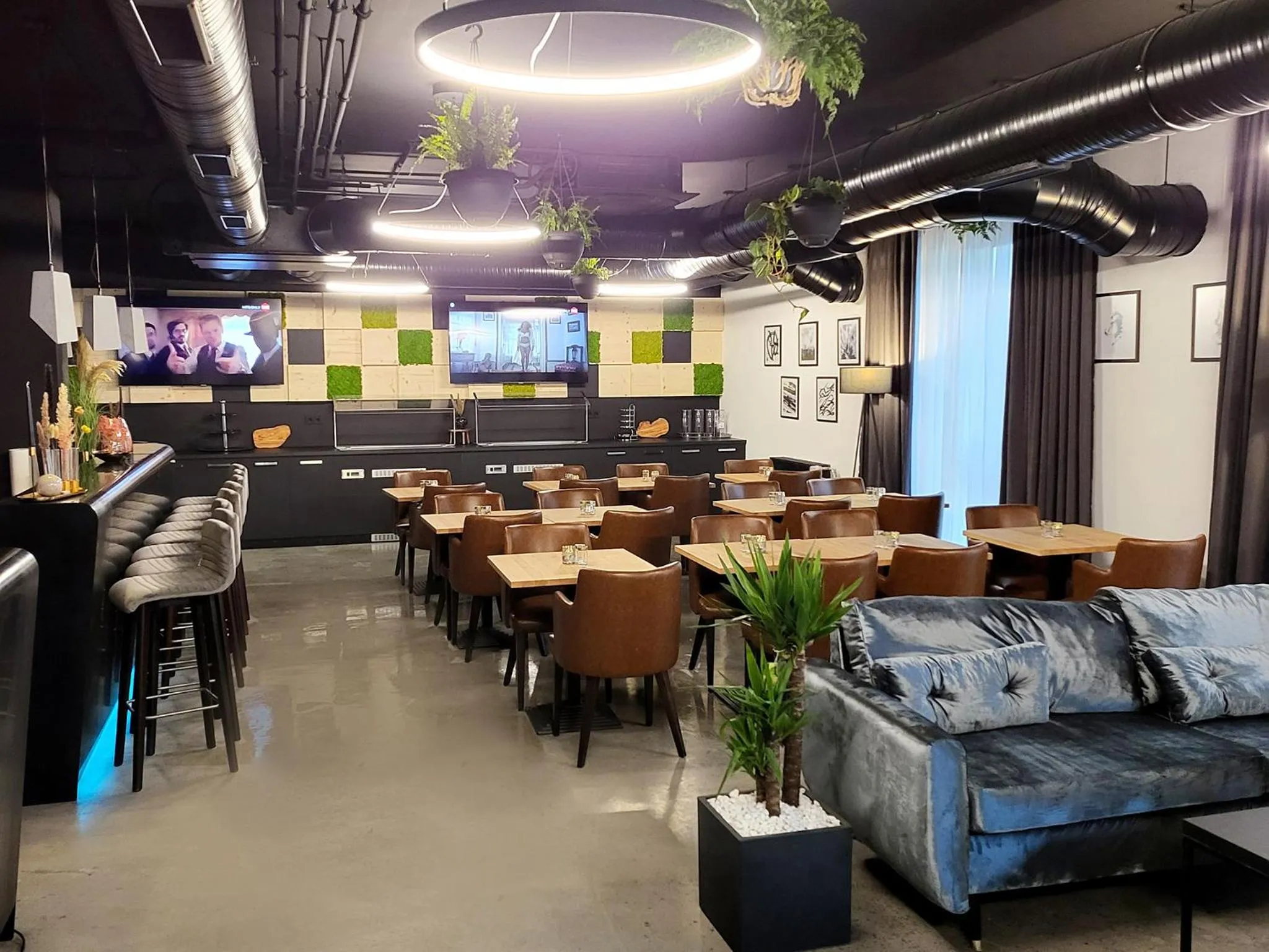 Lounge or bar in DORMERO Hotel Aschaffenburg