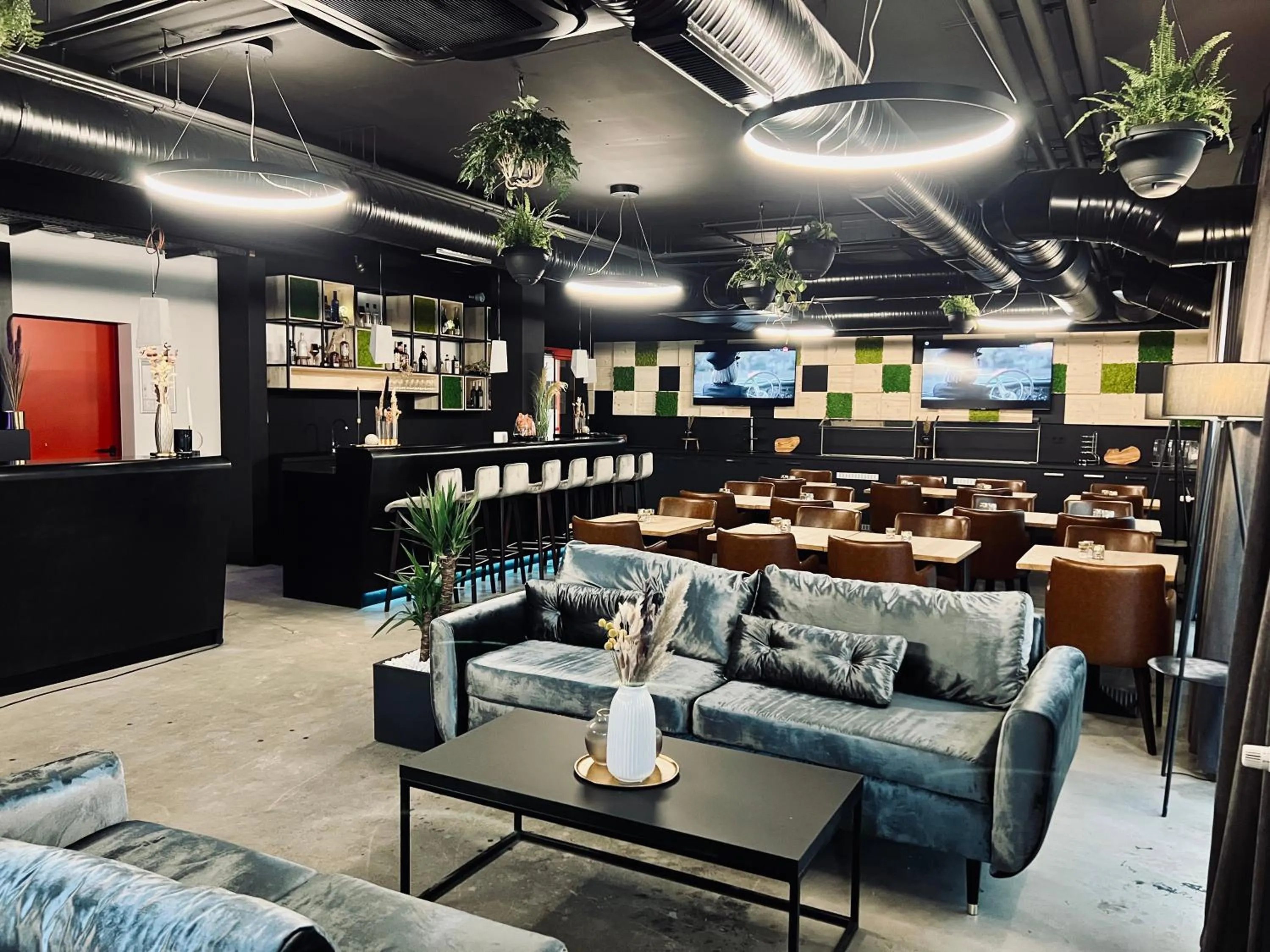 Lounge or bar in DORMERO Hotel Aschaffenburg