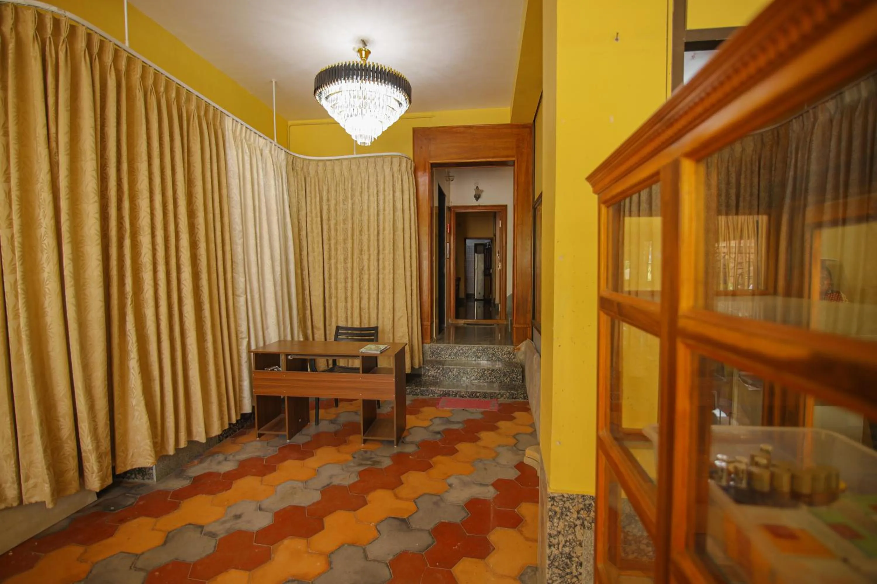 Facade/entrance in Manora Residency