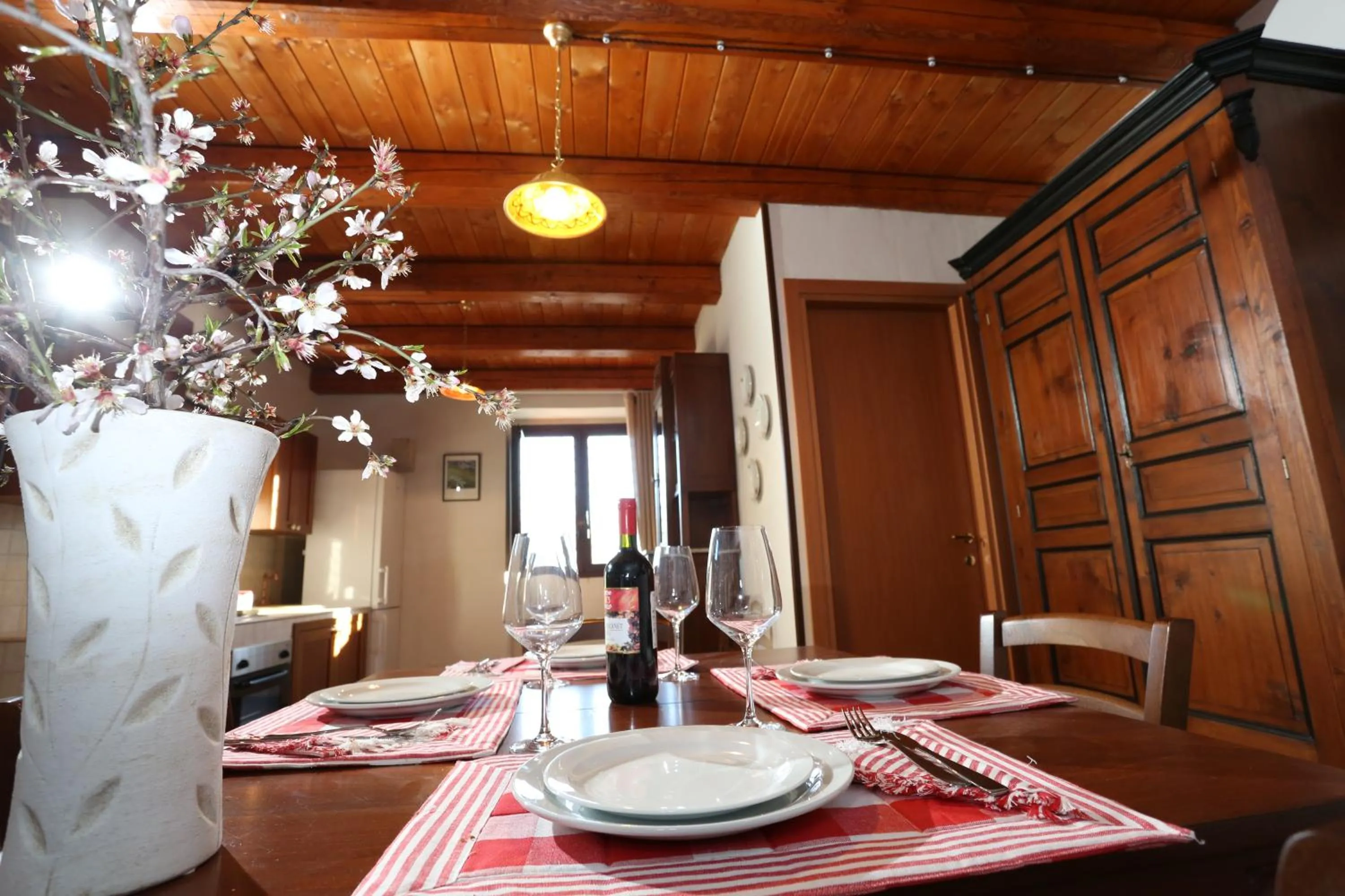 Kitchen or kitchenette in Serravalle Relais & Country Villa with private pool - Esclusive use