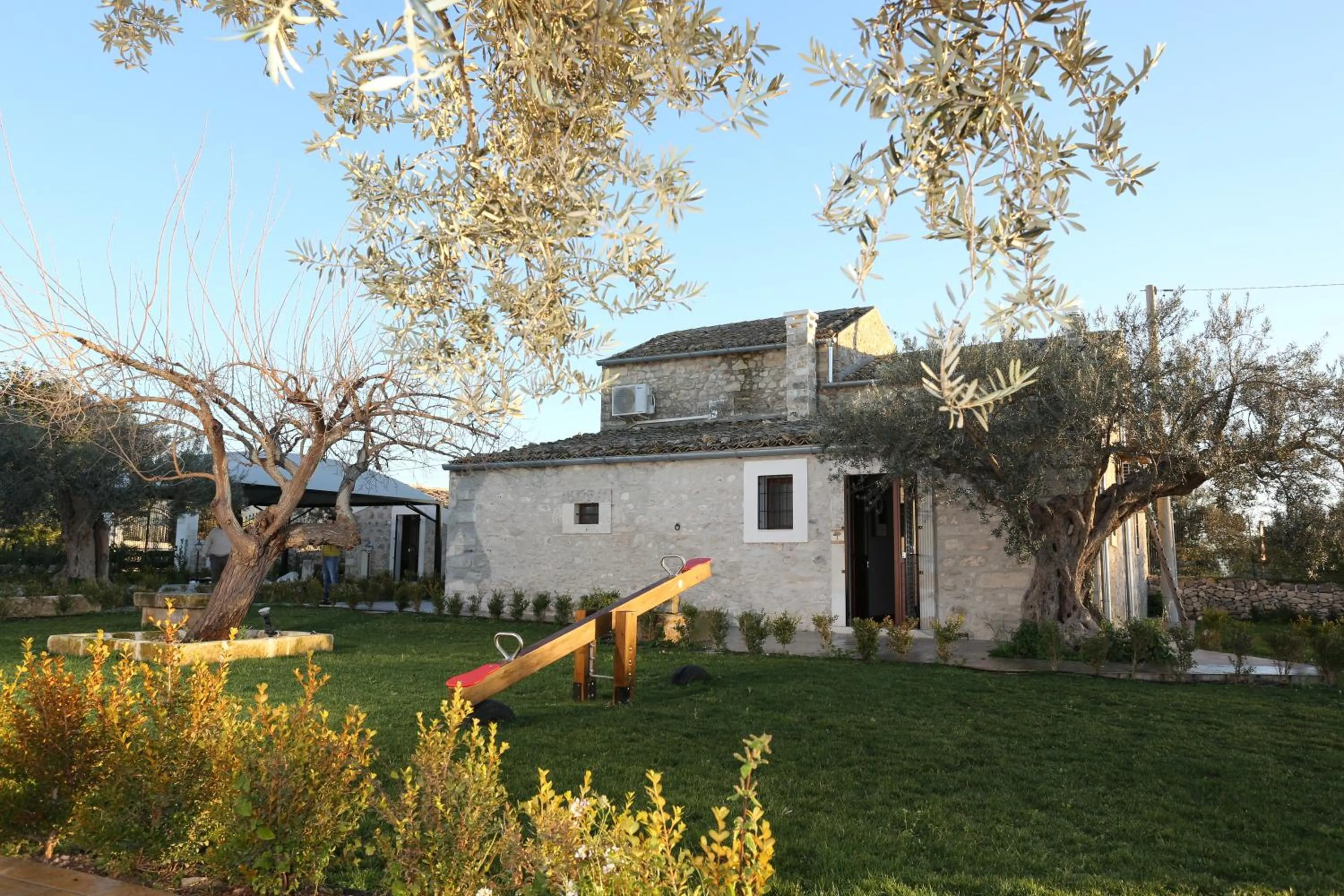 Children play ground in Serravalle Relais & Country Villa with private pool - Esclusive use