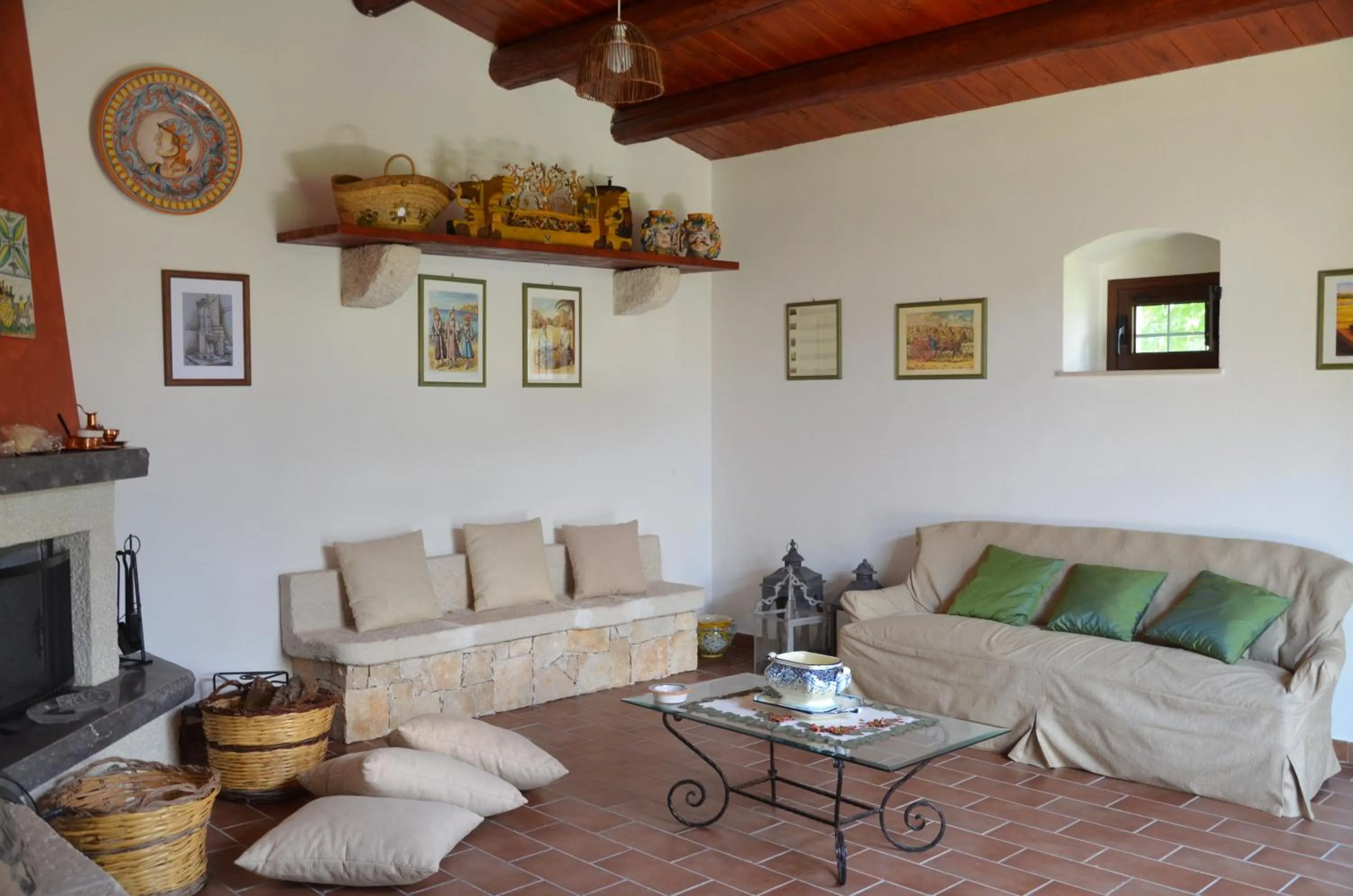 Living room in Serravalle Relais & Country Villa with private pool - Esclusive use