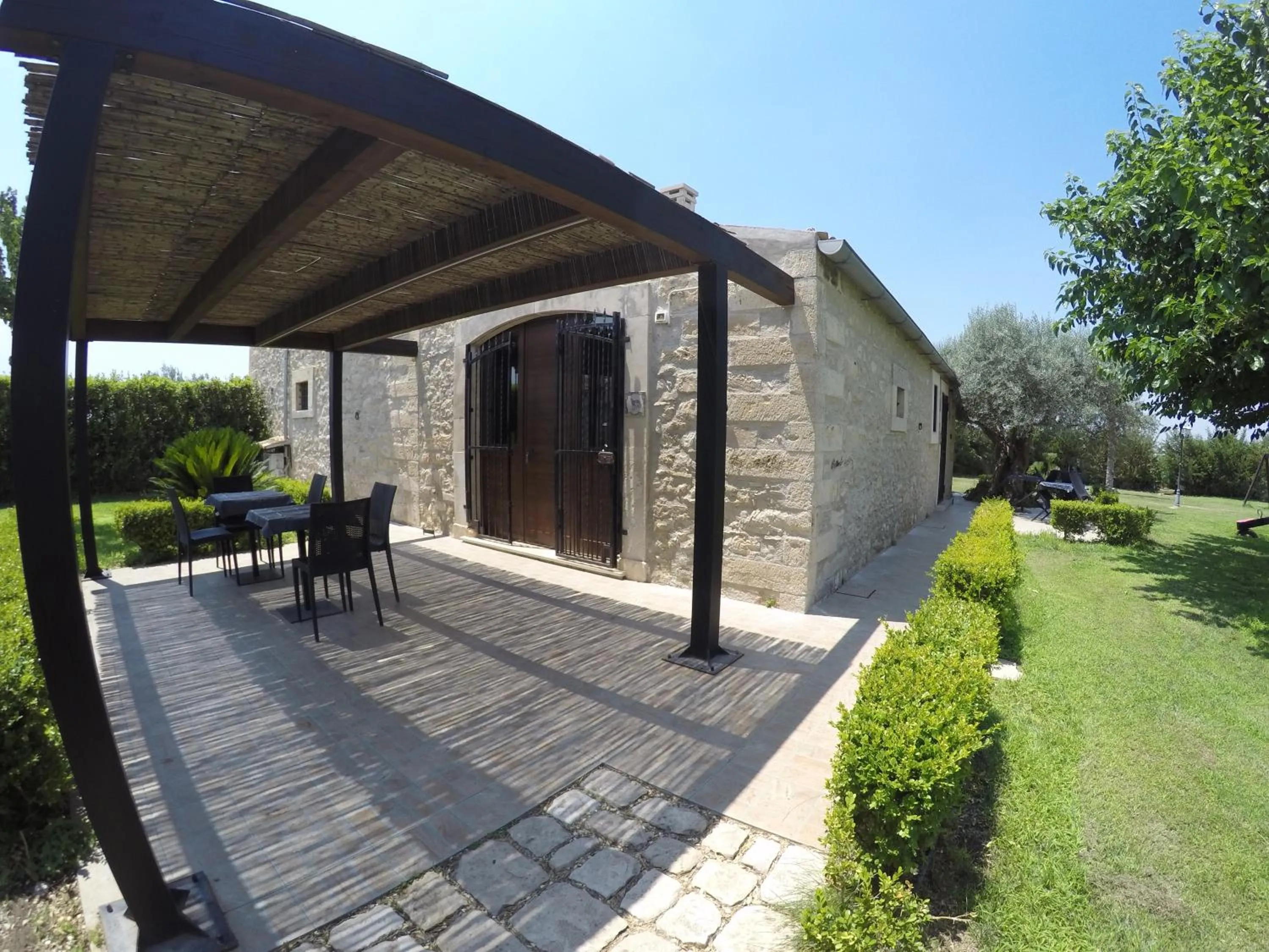 Patio in Serravalle Relais & Country Villa with private pool - Esclusive use