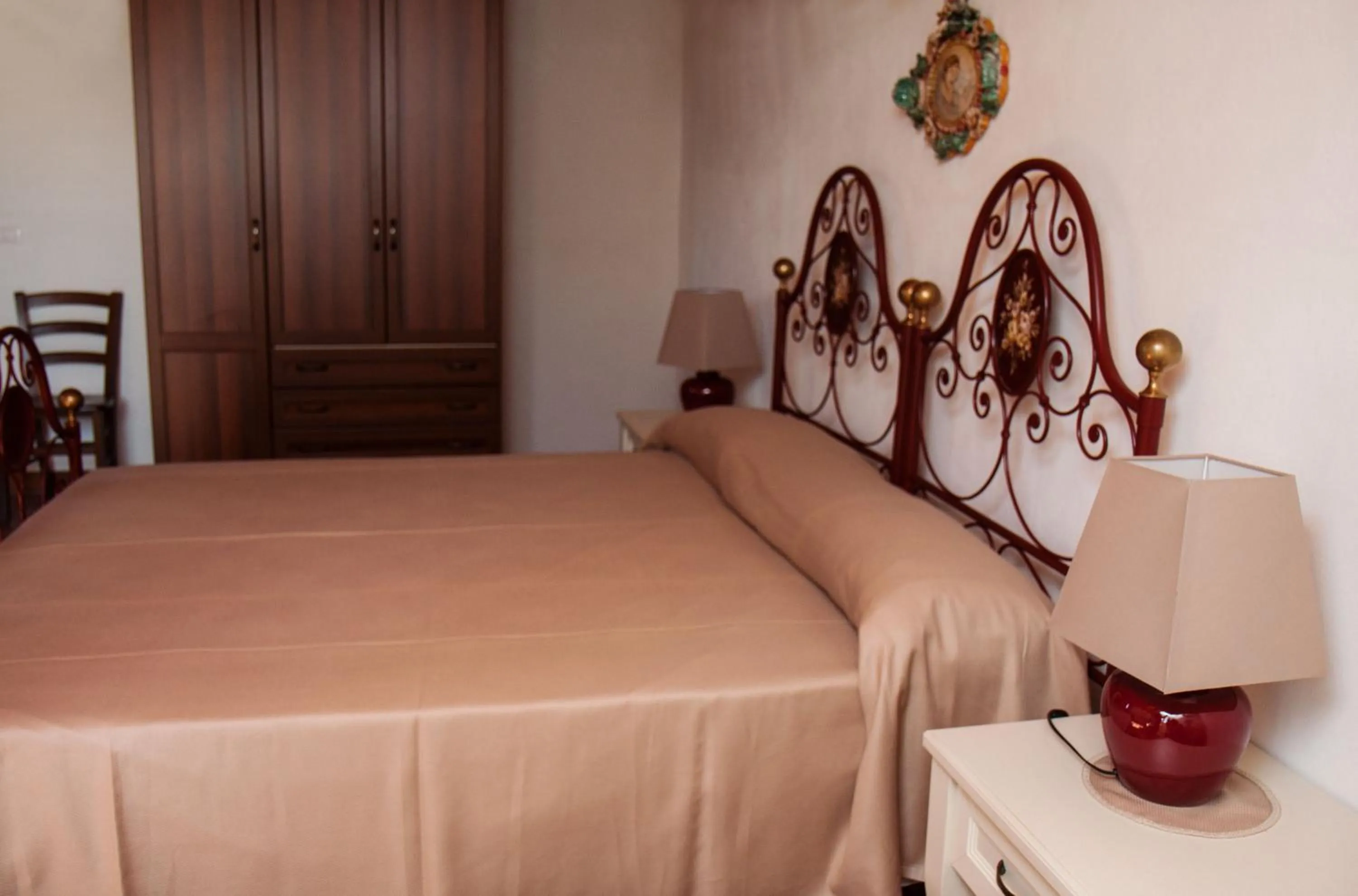 Bed in Serravalle Relais & Country Villa with private pool - Esclusive use