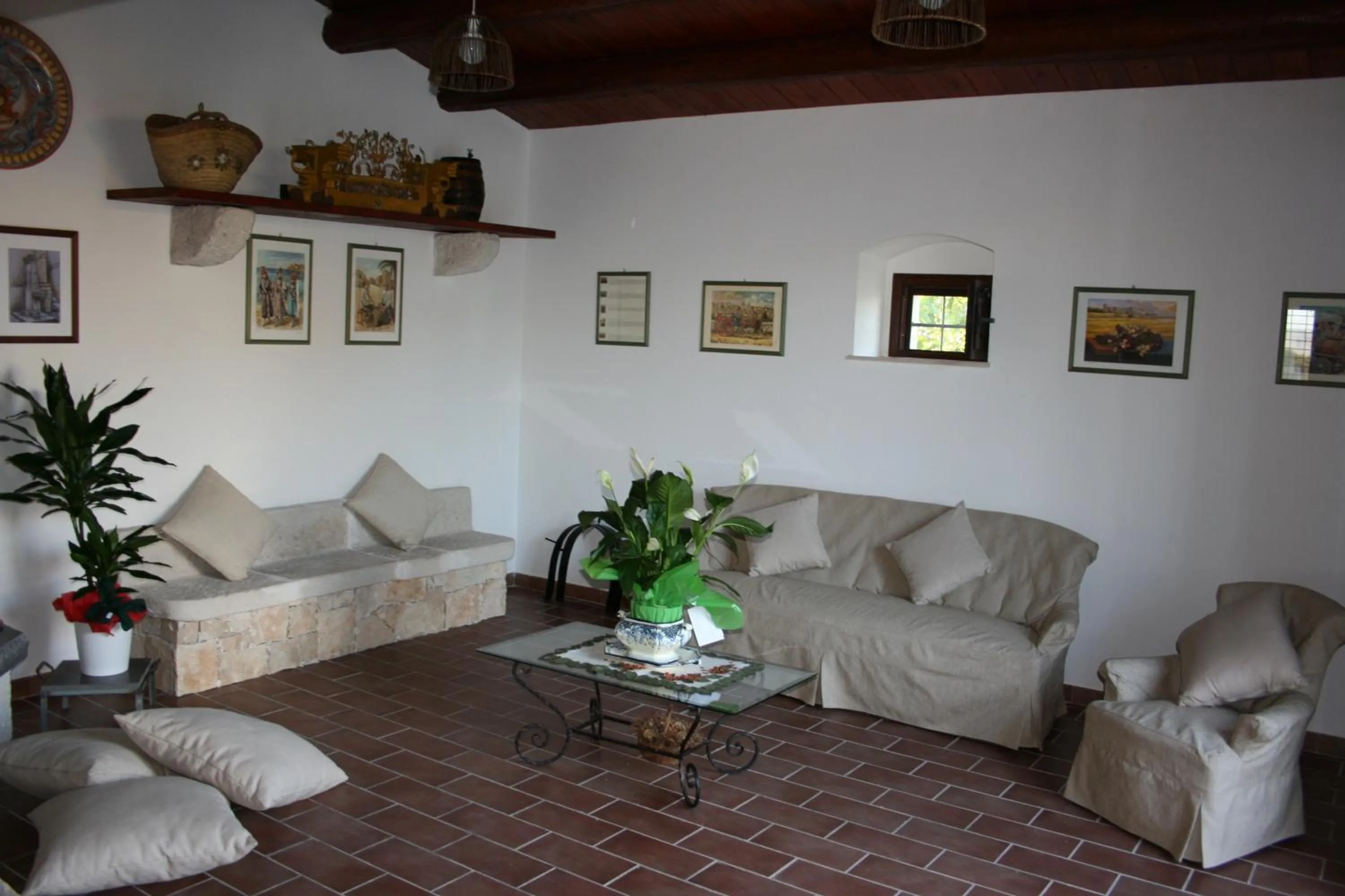 Living room in Serravalle Relais & Country Villa with private pool - Esclusive use