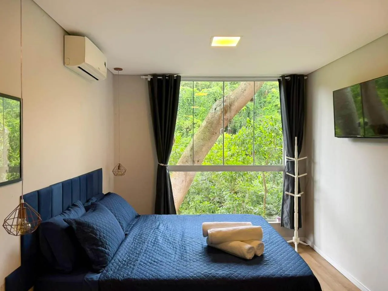 Mountain view, Bed in Pousada Altas Natureza