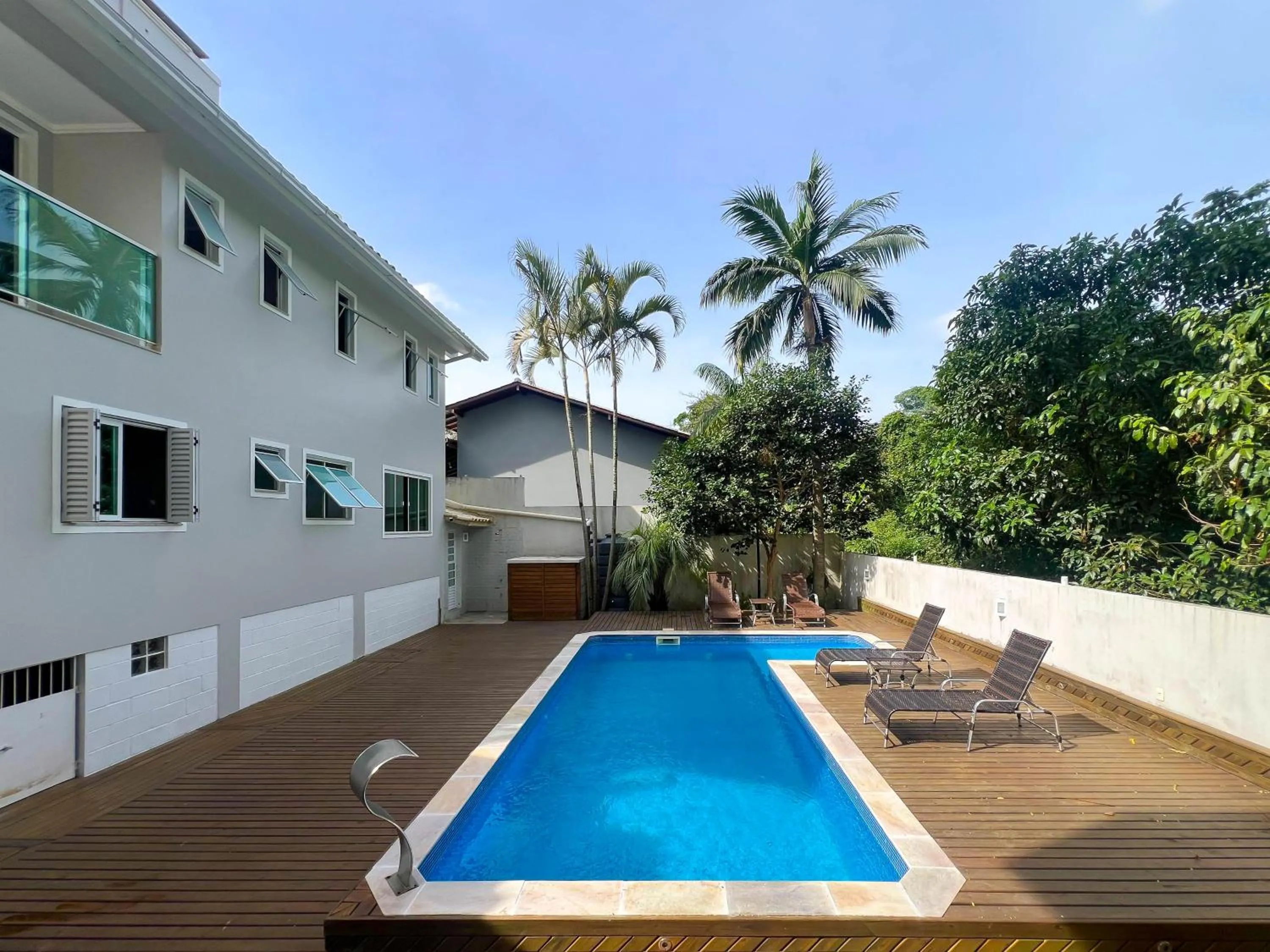 Property building in Pousada Altas Natureza