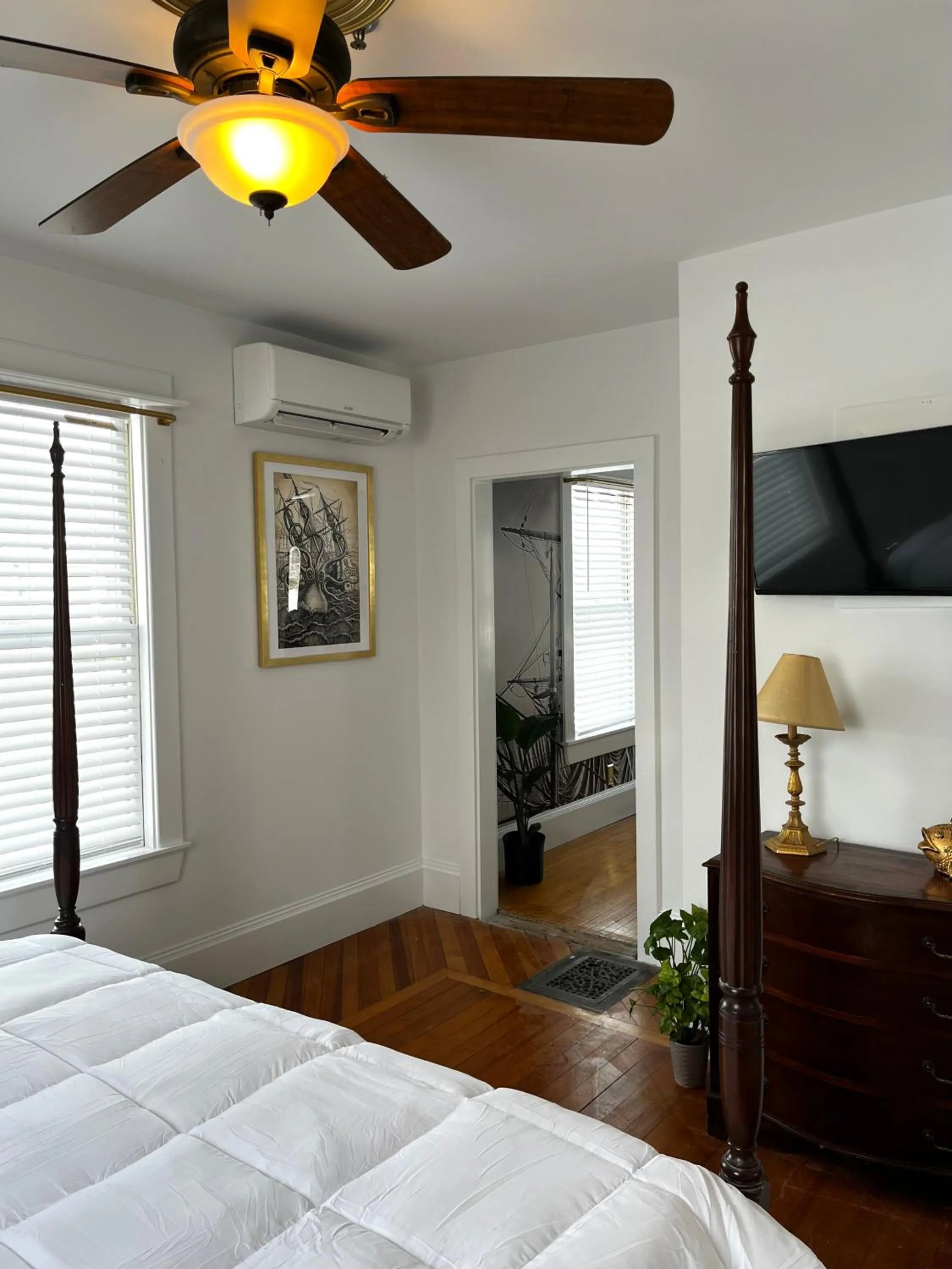 Bed in Queen Anne's Revenge