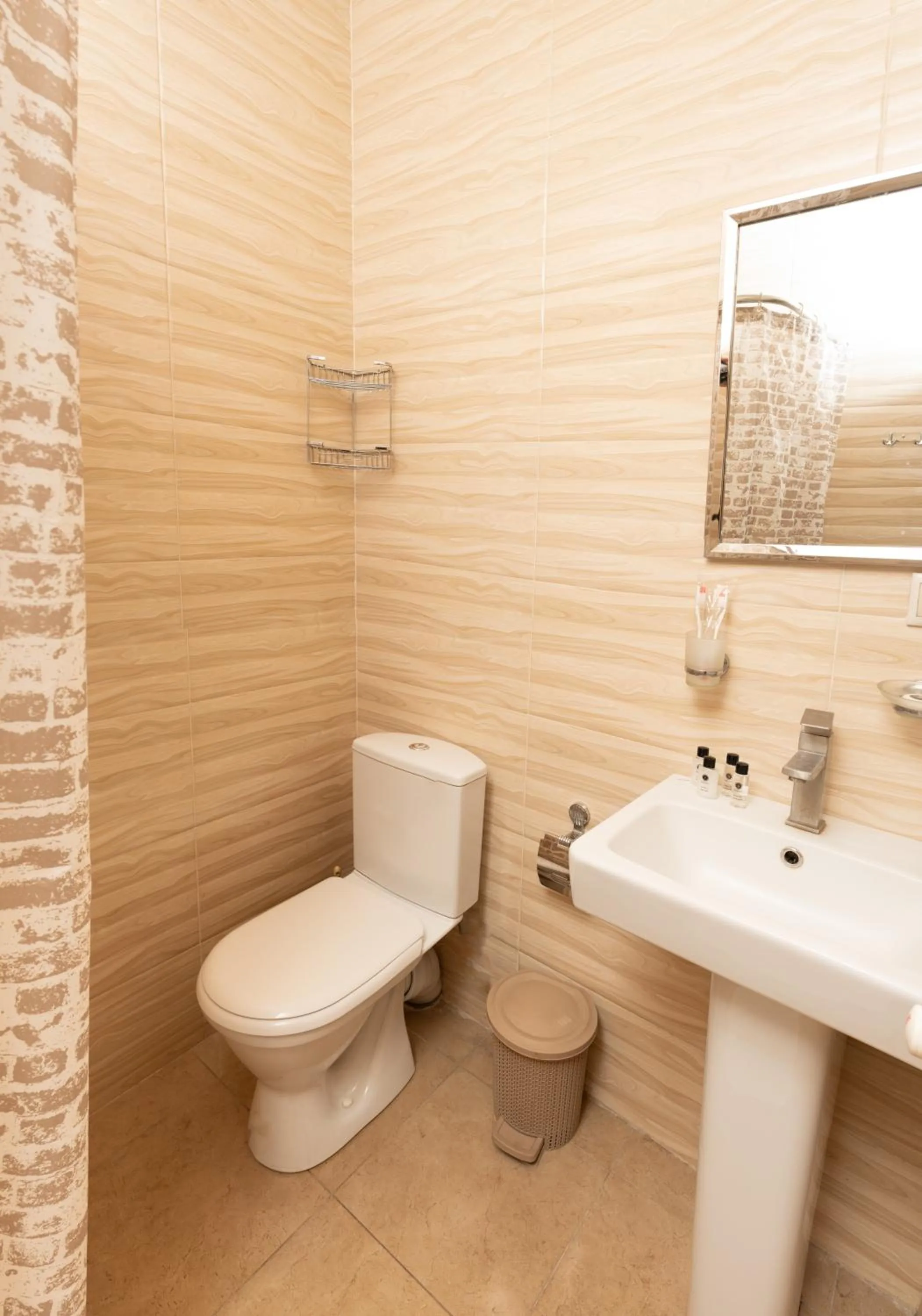 Shower in Glendale Boutique Hotel