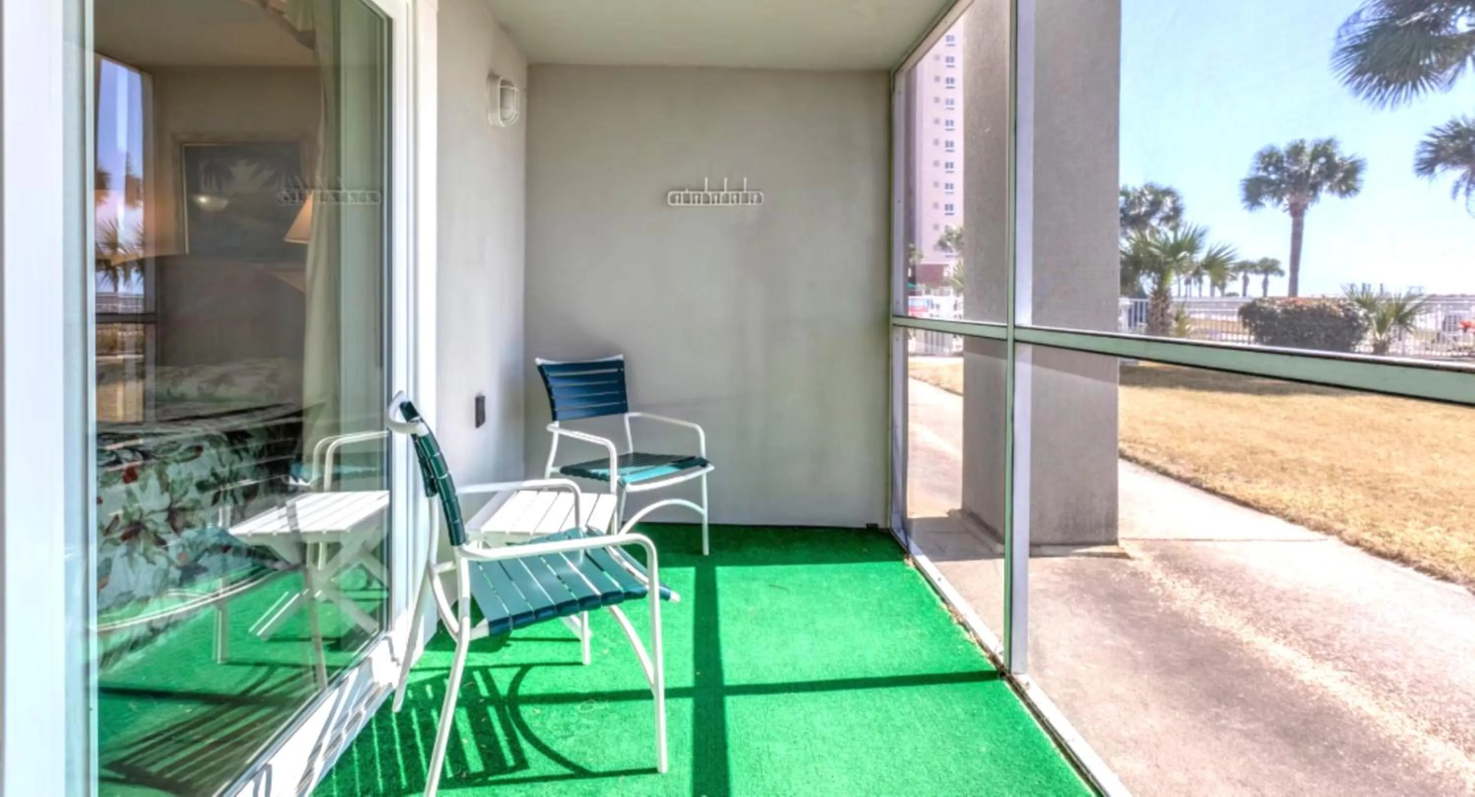 Patio in Destin Holiday Beach Resort