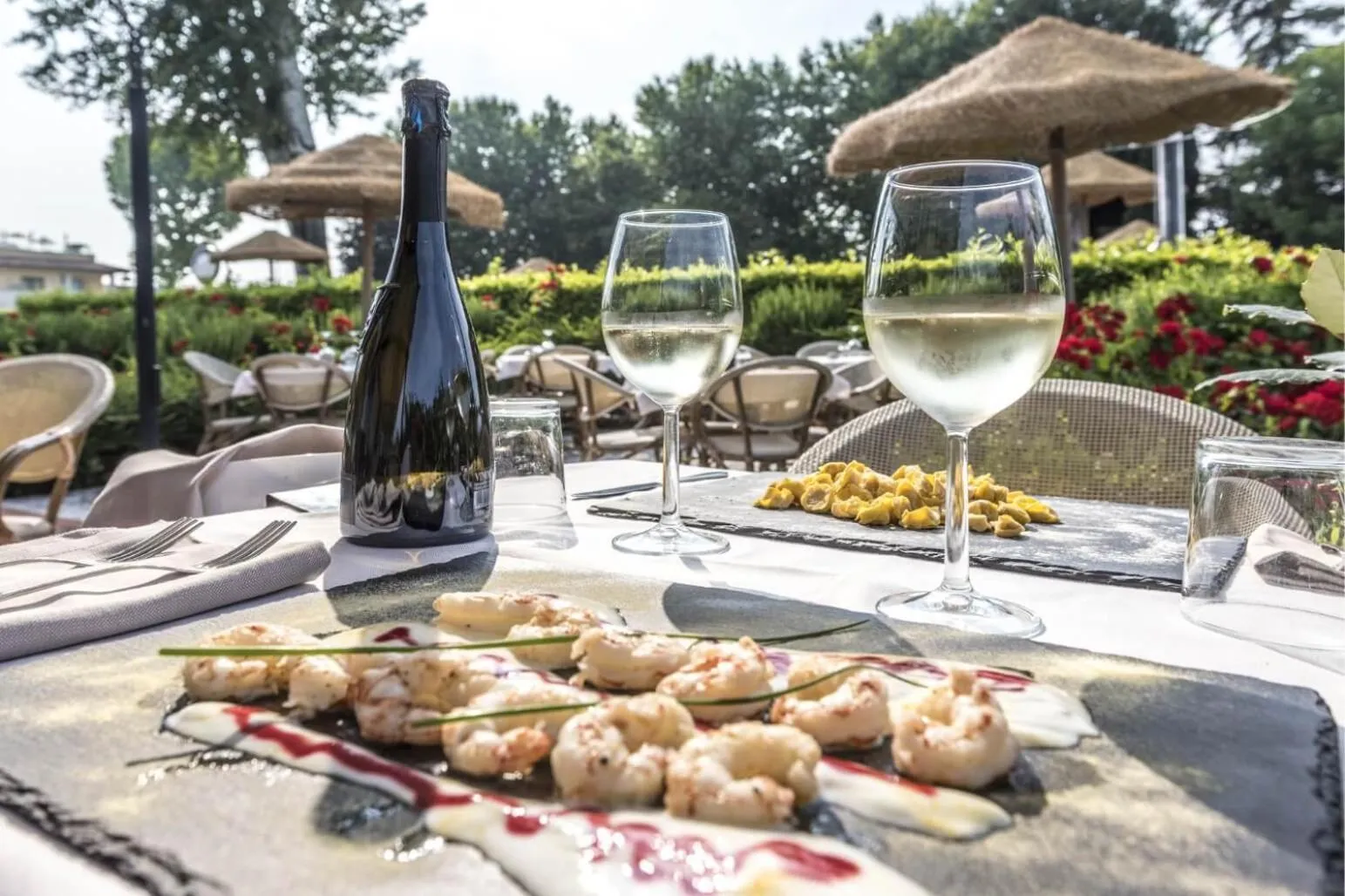 Restaurant/places to eat in Yachting Hotel Mistral