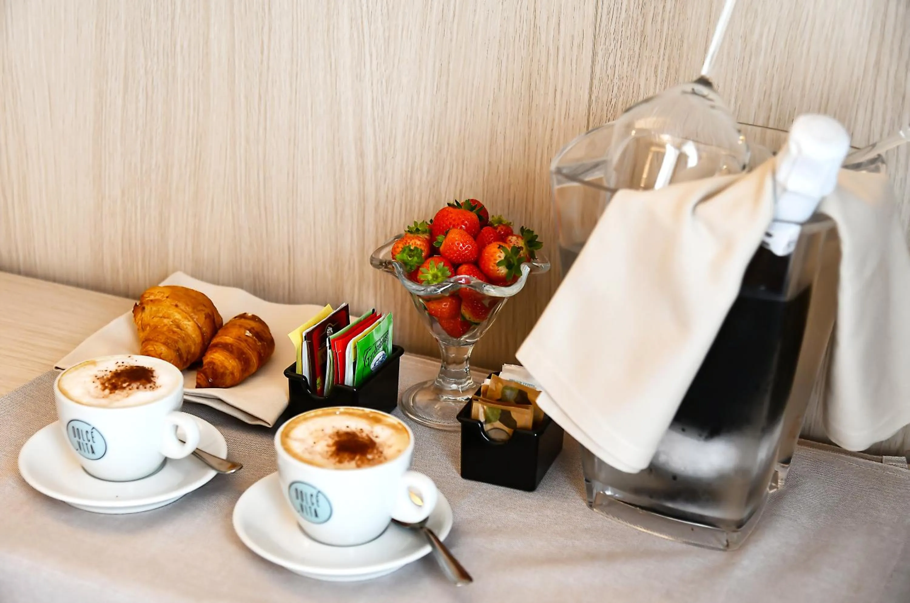 Food in Yachting Hotel Mistral