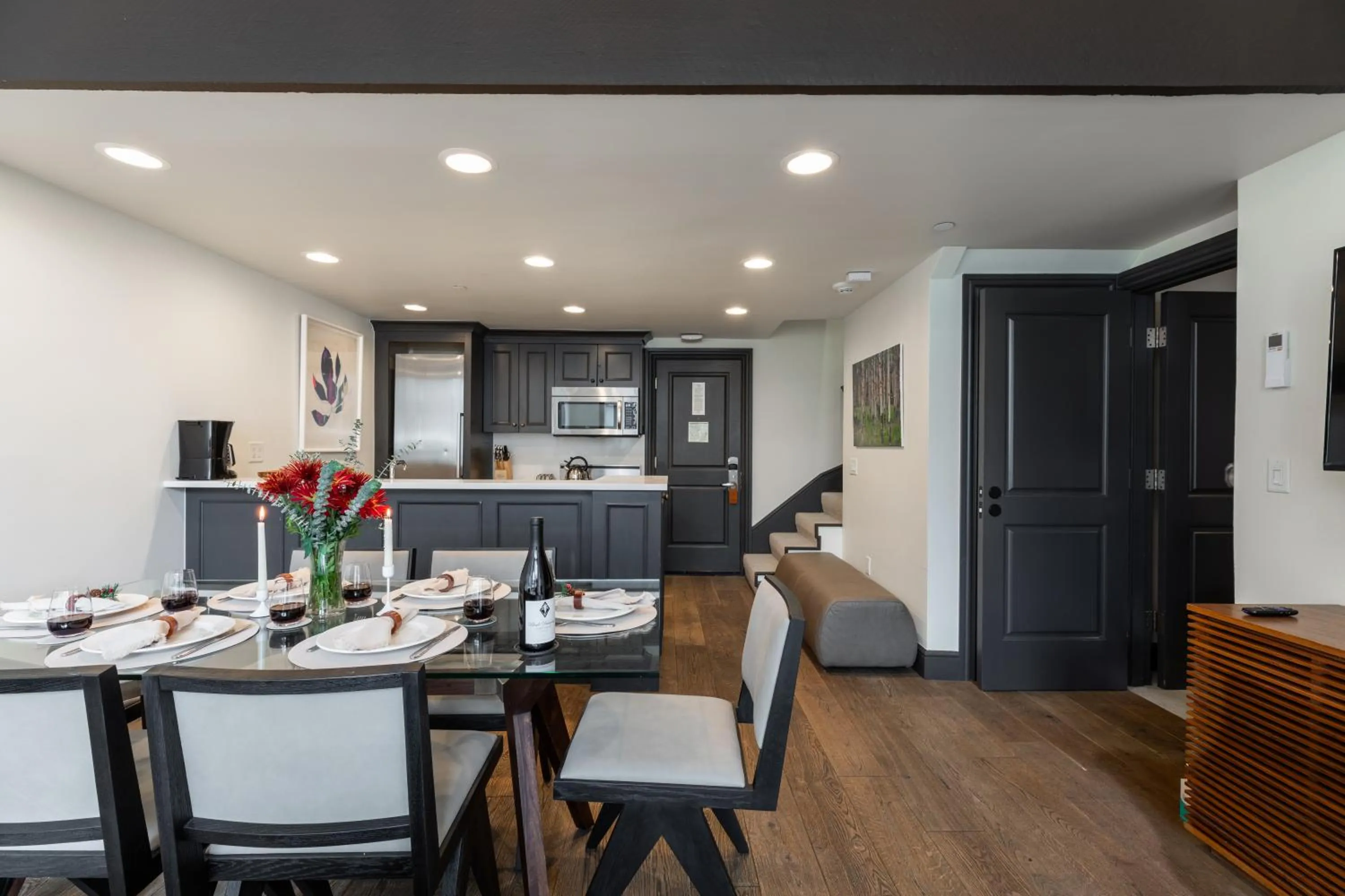 Kitchen or kitchenette in Lodge at Vail Condominiums