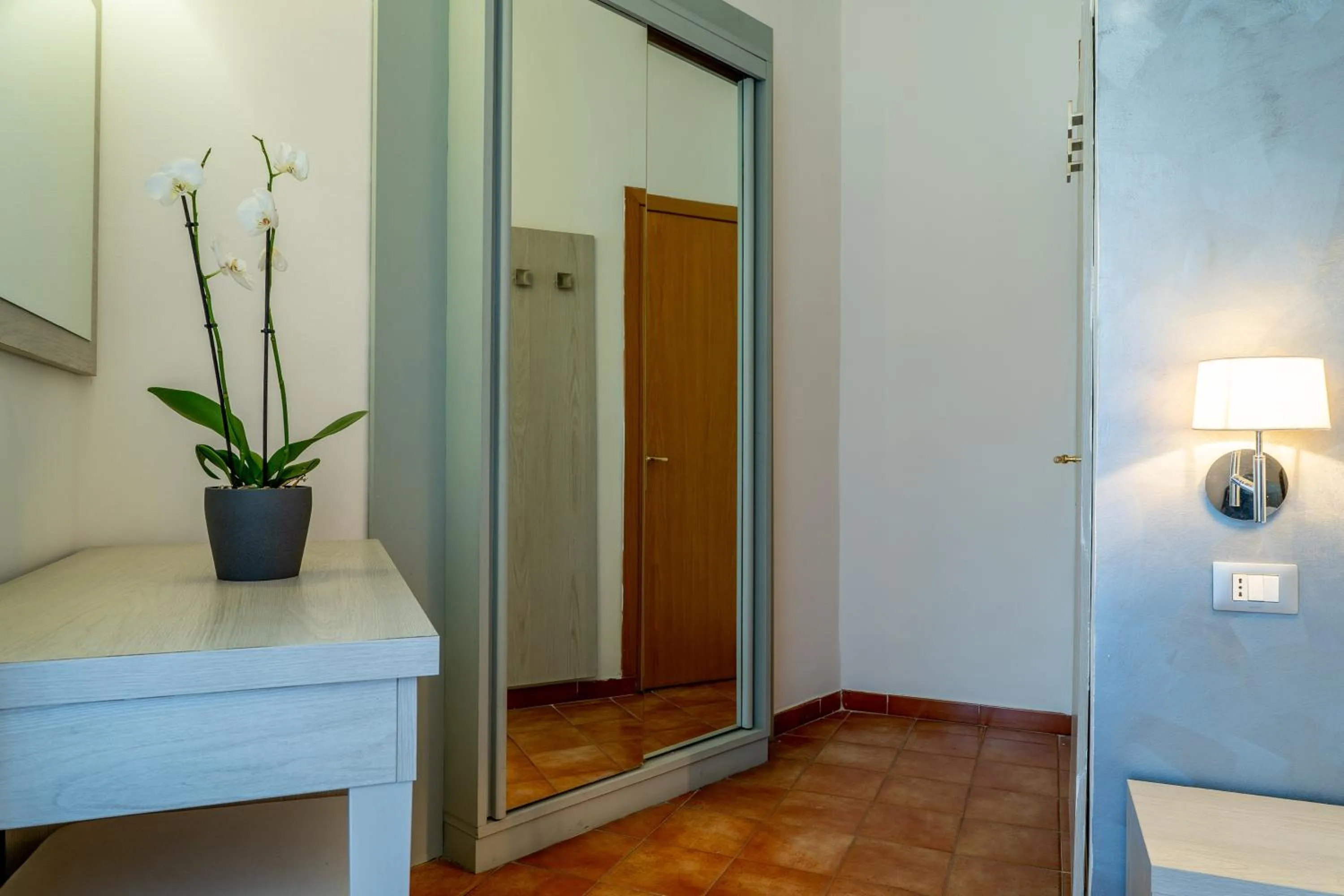 wardrobe in Hotel Gabriella