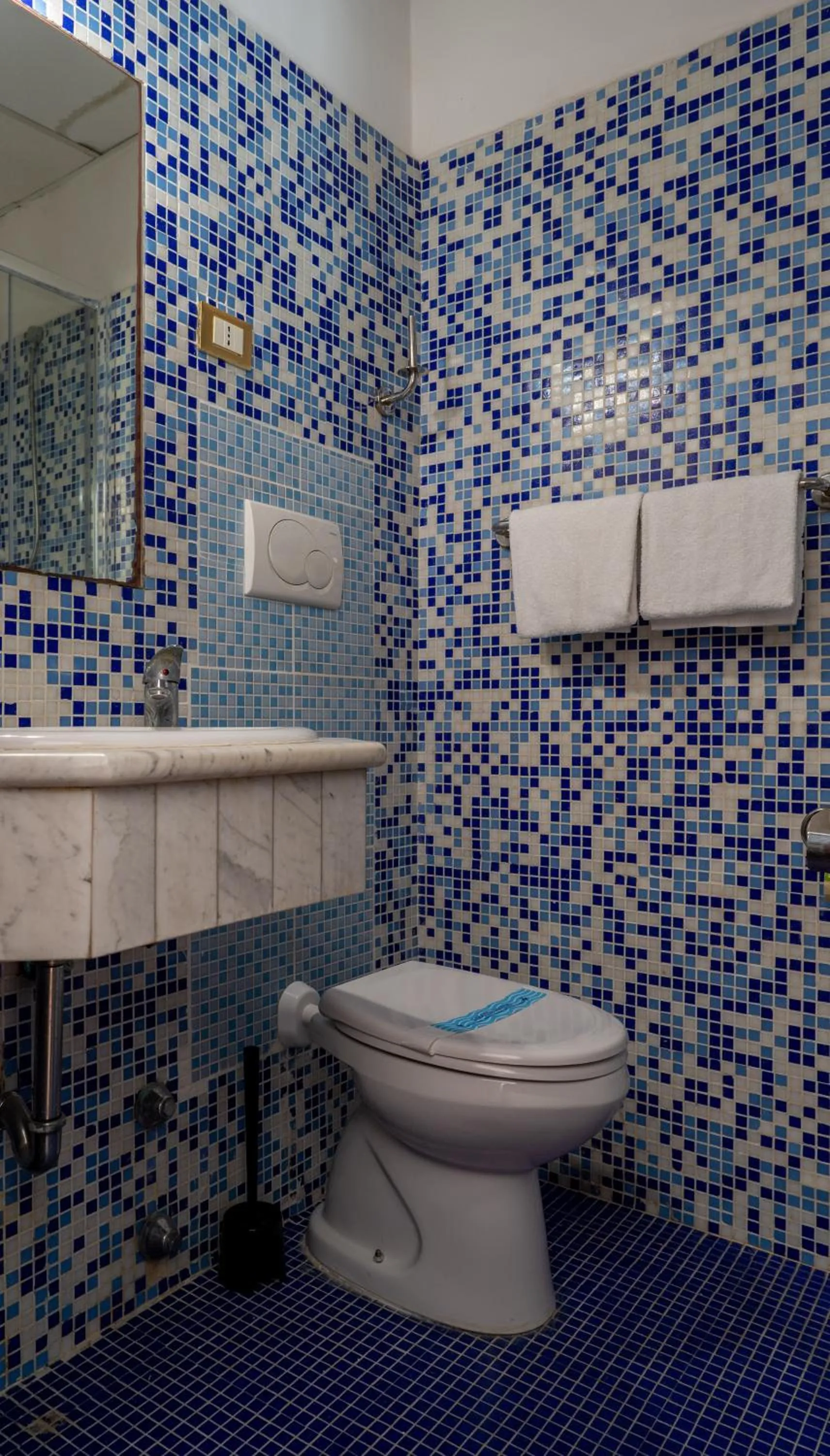 Bathroom in Hotel Gabriella