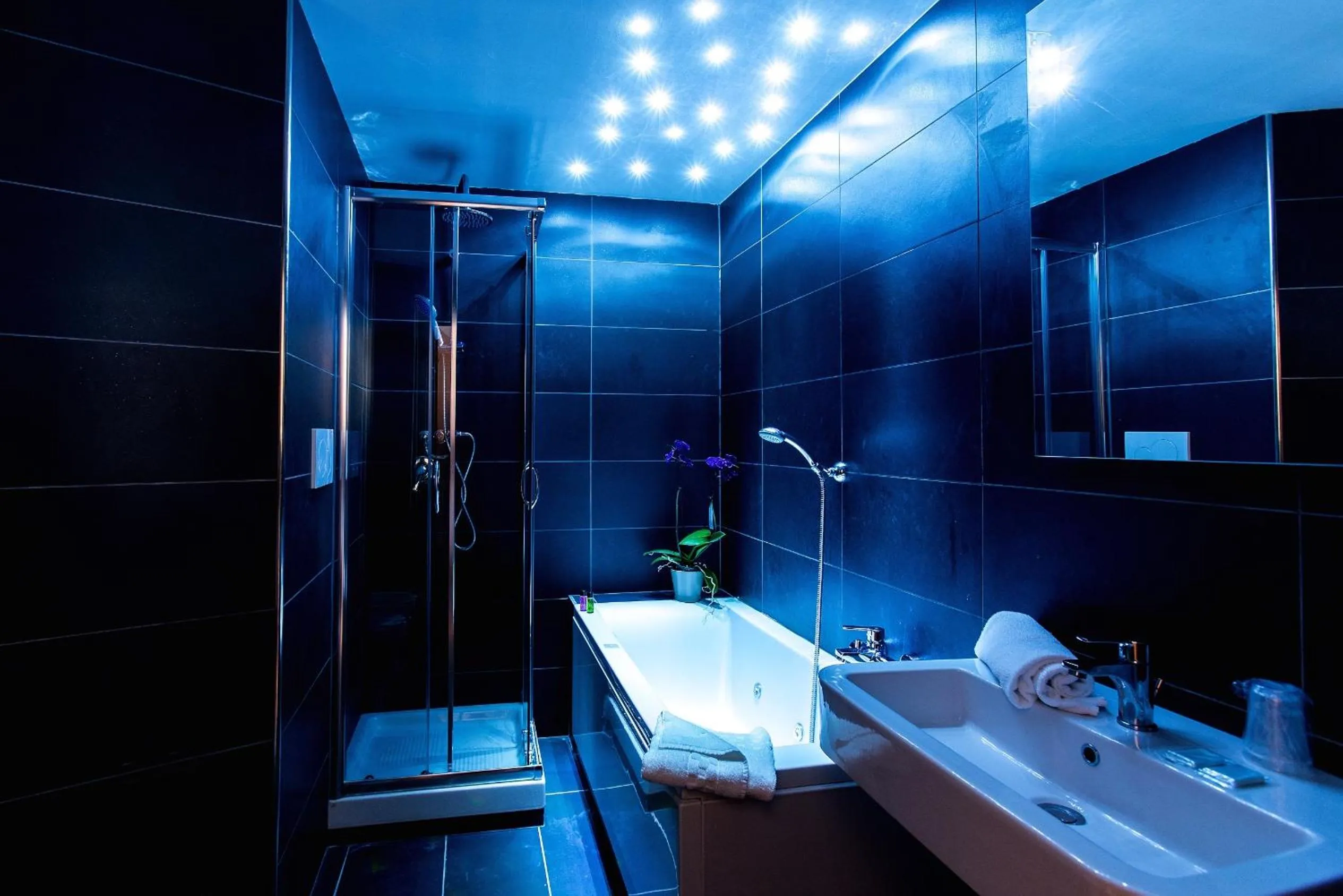 Bathroom in Hotel Gabriella