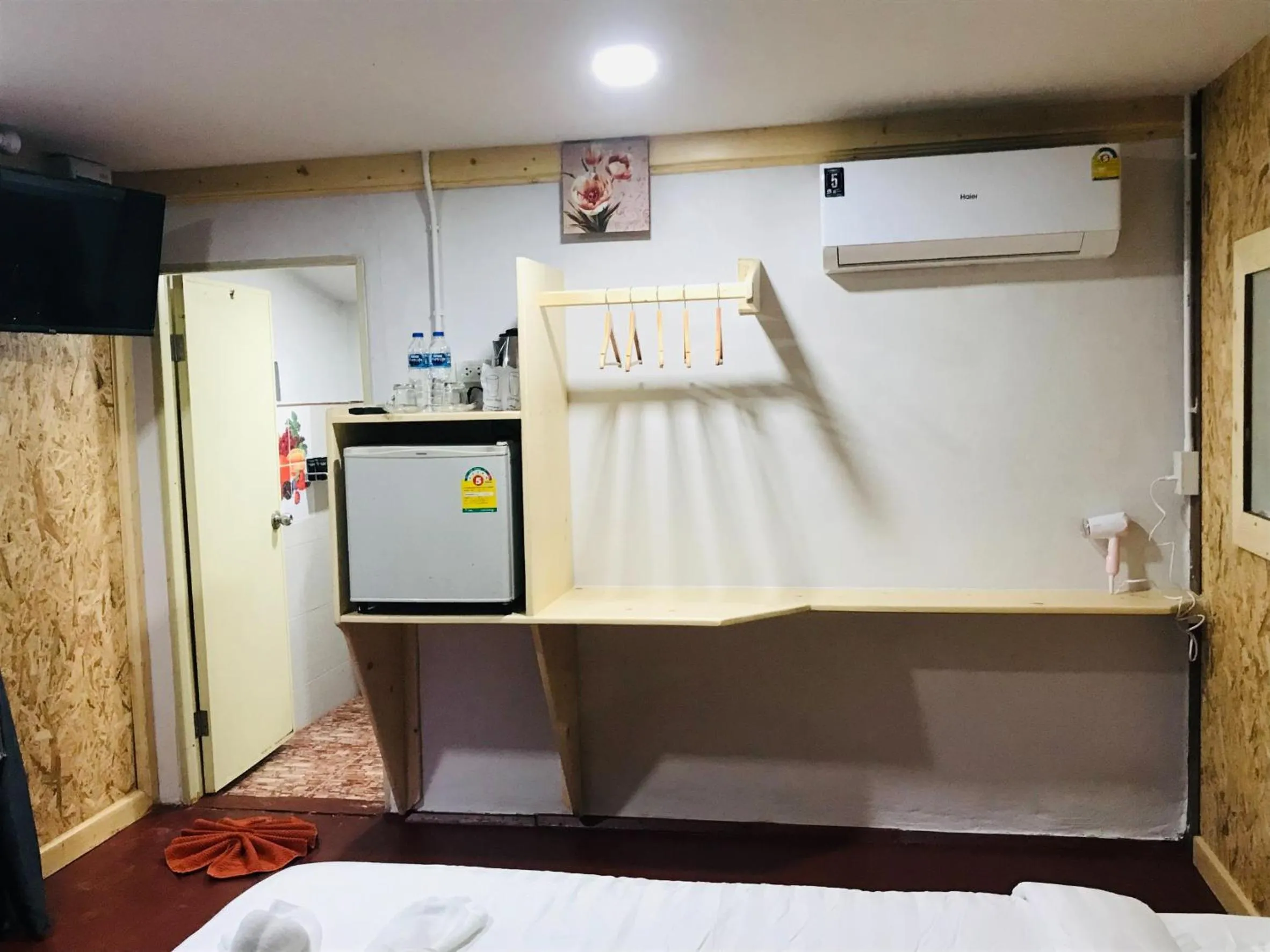 TV and multimedia, Bed in Lipe Garden Beach Resort