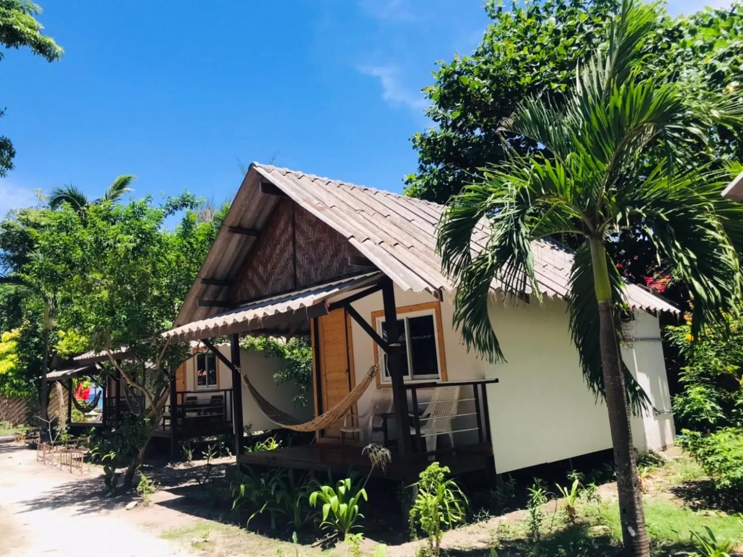 Garden in Lipe Garden Beach Resort