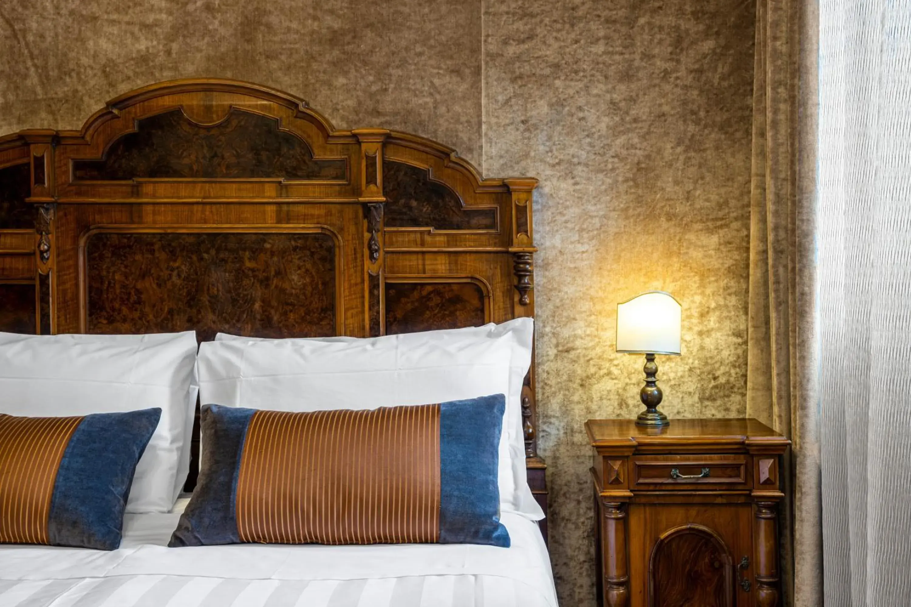Superior Double or Twin Room in Palazzo Bembo - Exclusive Accommodation Superior Double or Twin Room in Palazzo Bembo - Exclusive Accommodation