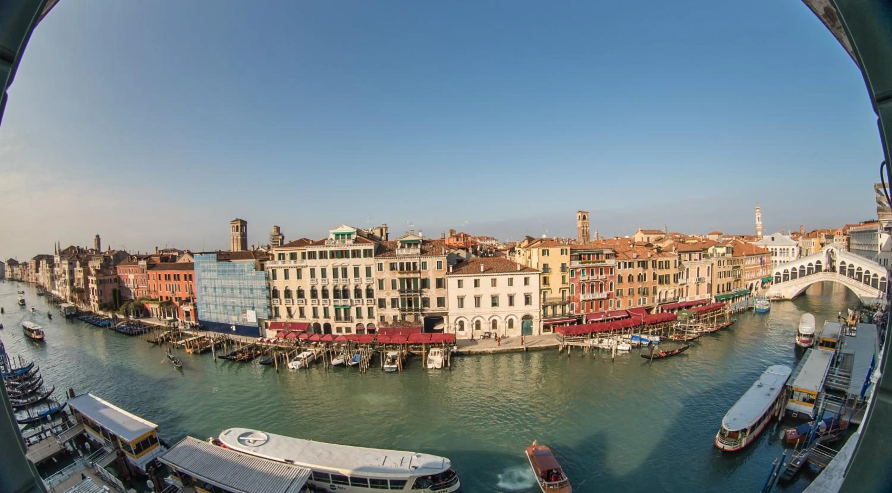 Landmark view in Palazzo Bembo - Exclusive Accommodation