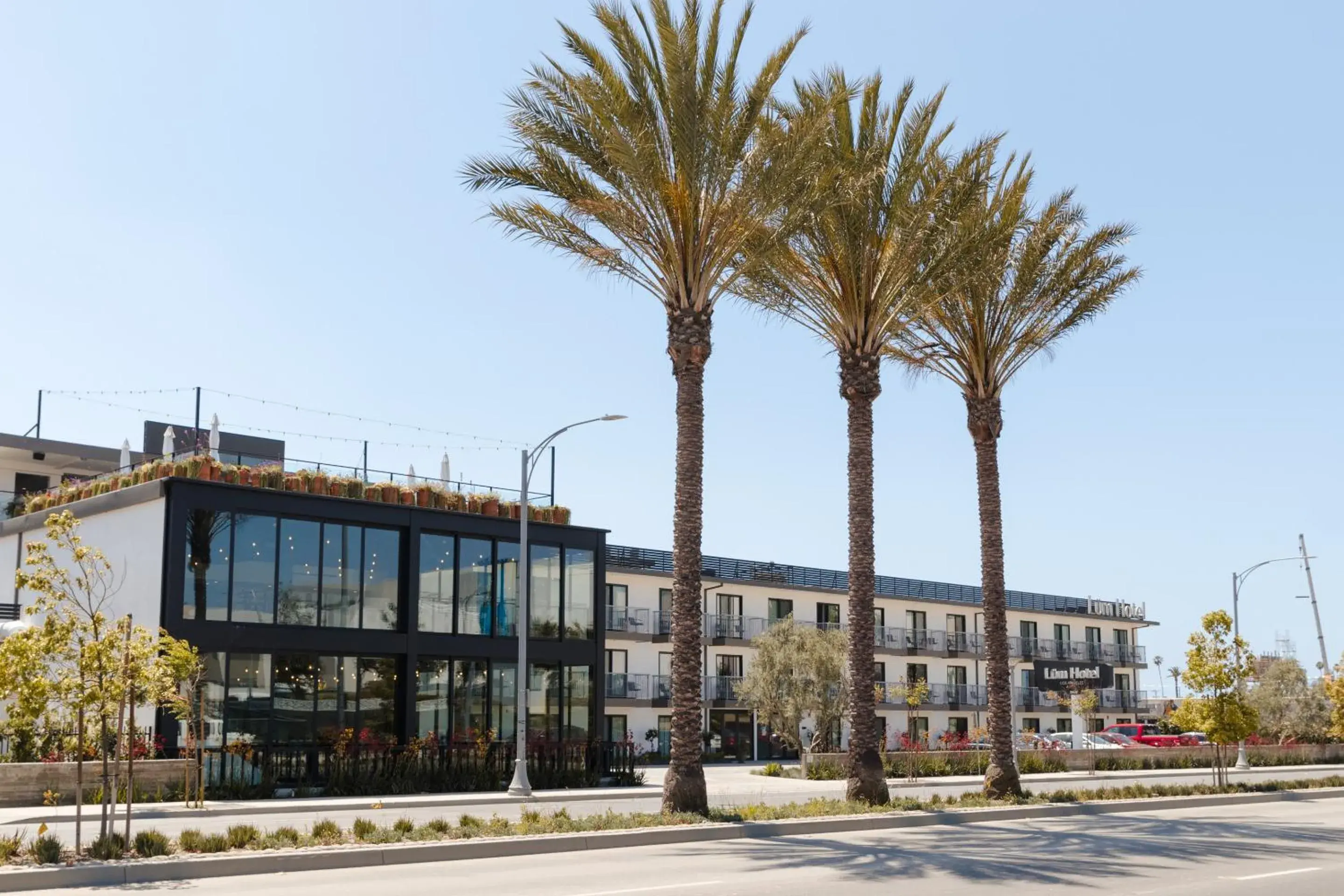 Property building in The Lum Hotel Los Angeles Stadium District Property building in The Lum Hotel Los Angeles Stadium District