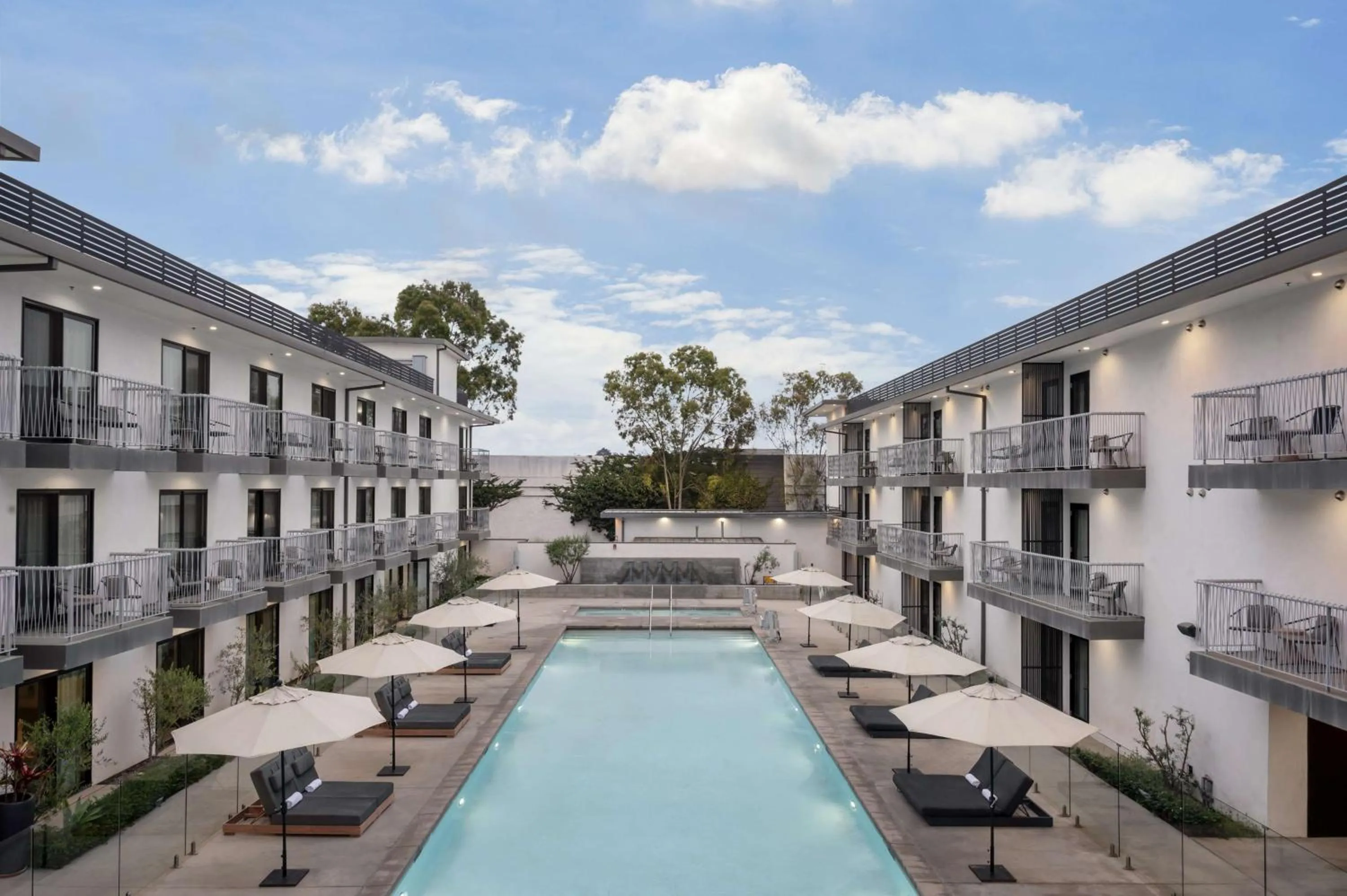 Pool view in The Lum Hotel Los Angeles Stadium District