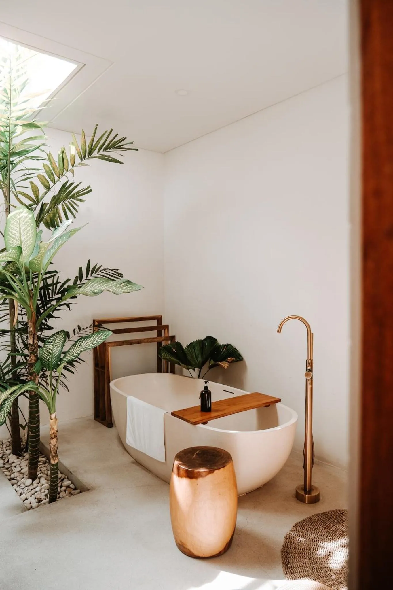 Bathroom in Adults-Only Luxury Studio Private Pool & Free Gym